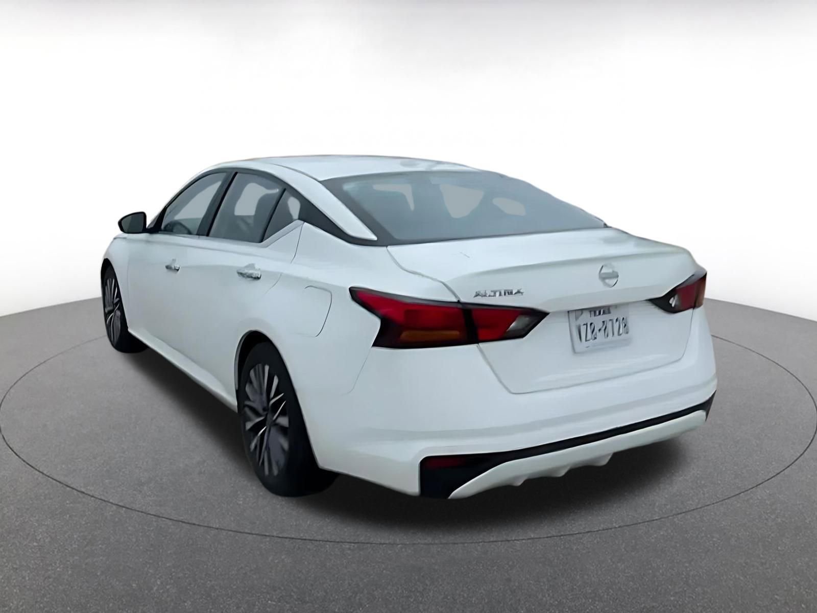 Thumbnail: 2025 Nissan Altima - 11