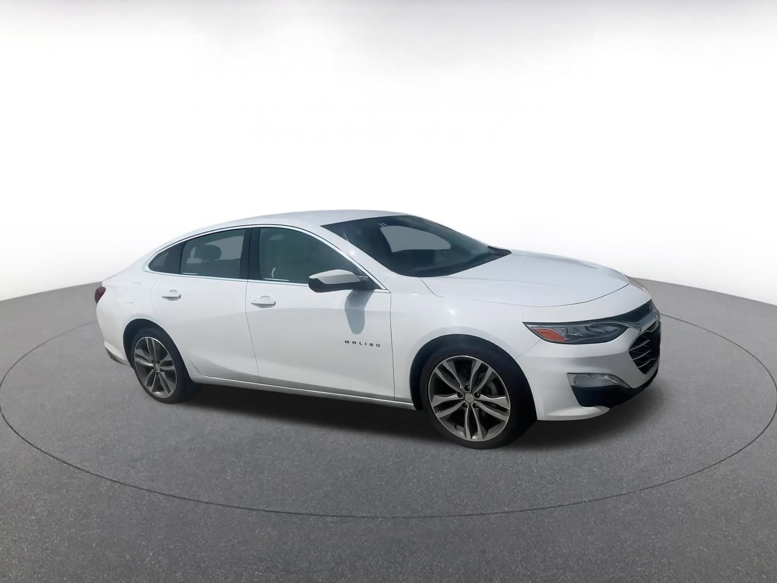 Thumbnail: 2024 Chevrolet Malibu - 2