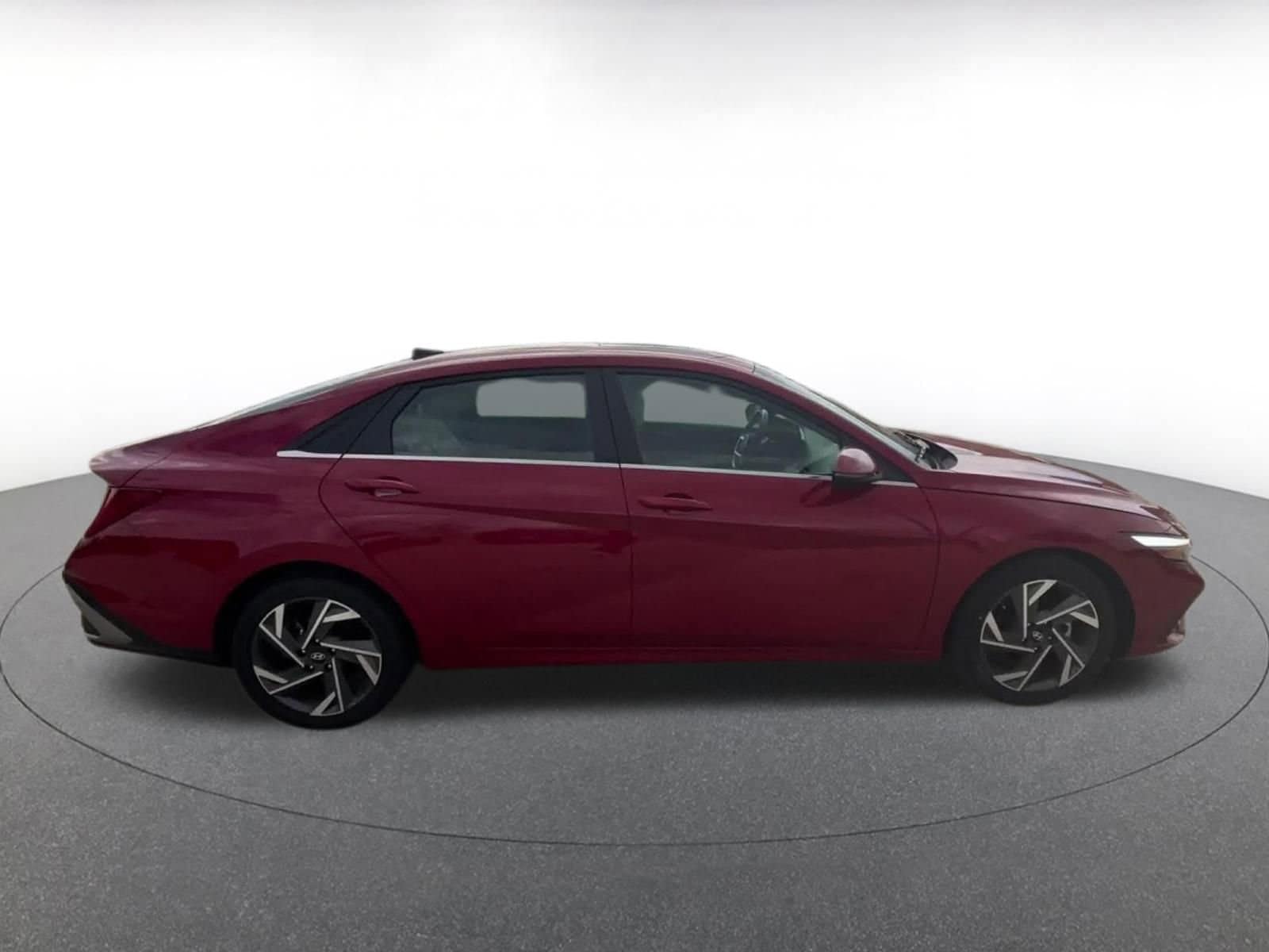 Thumbnail: 2025 Hyundai Elantra - 16