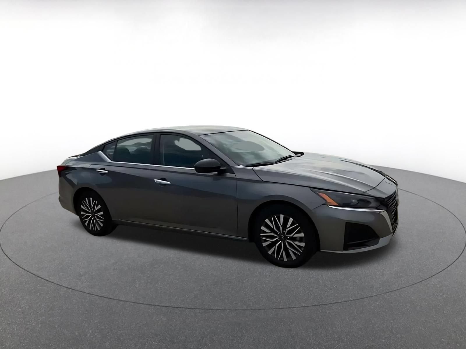 Thumbnail: 2025 Nissan Altima - 2