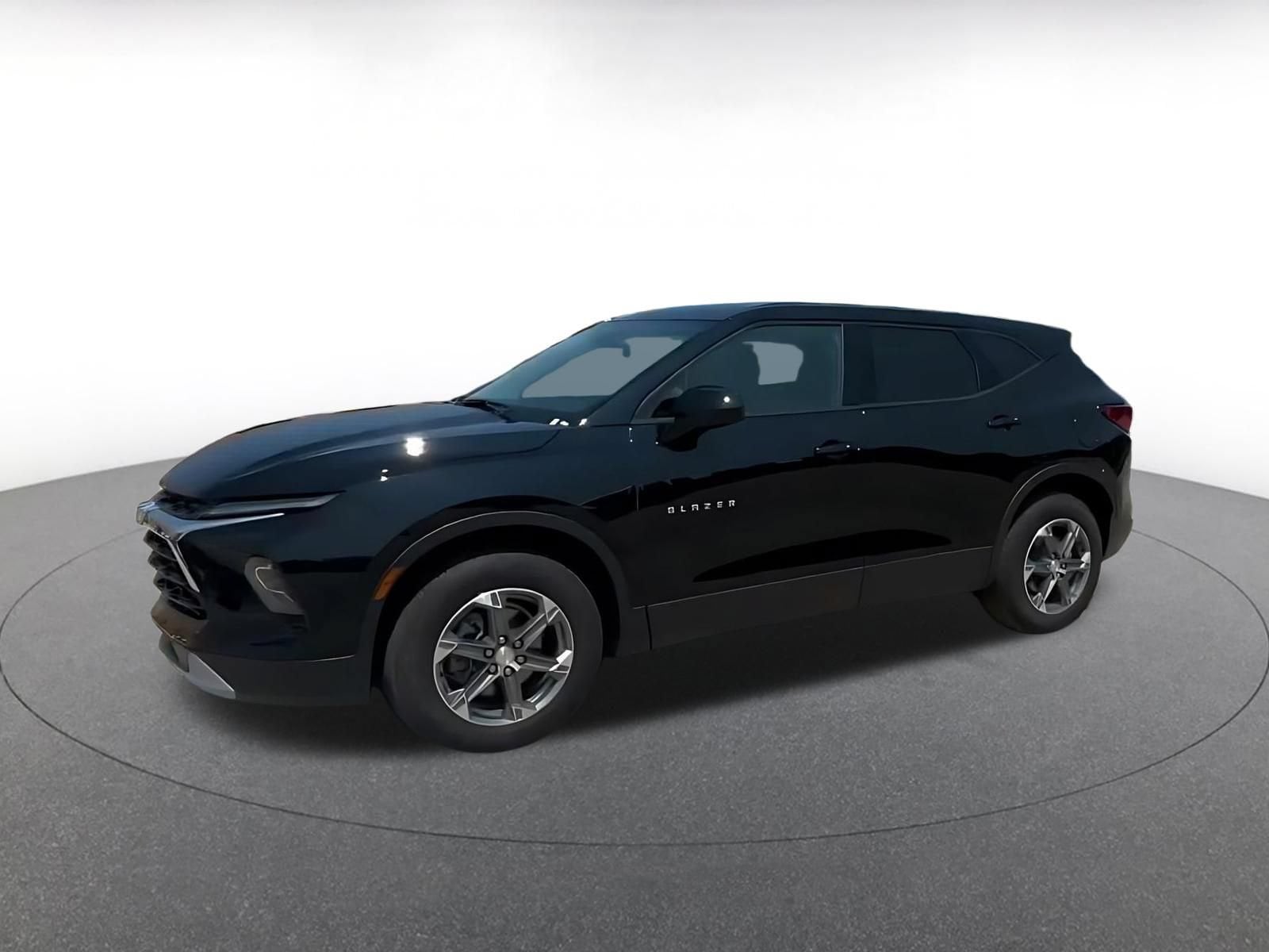 Thumbnail: 2026 Chevrolet Blazer - 8