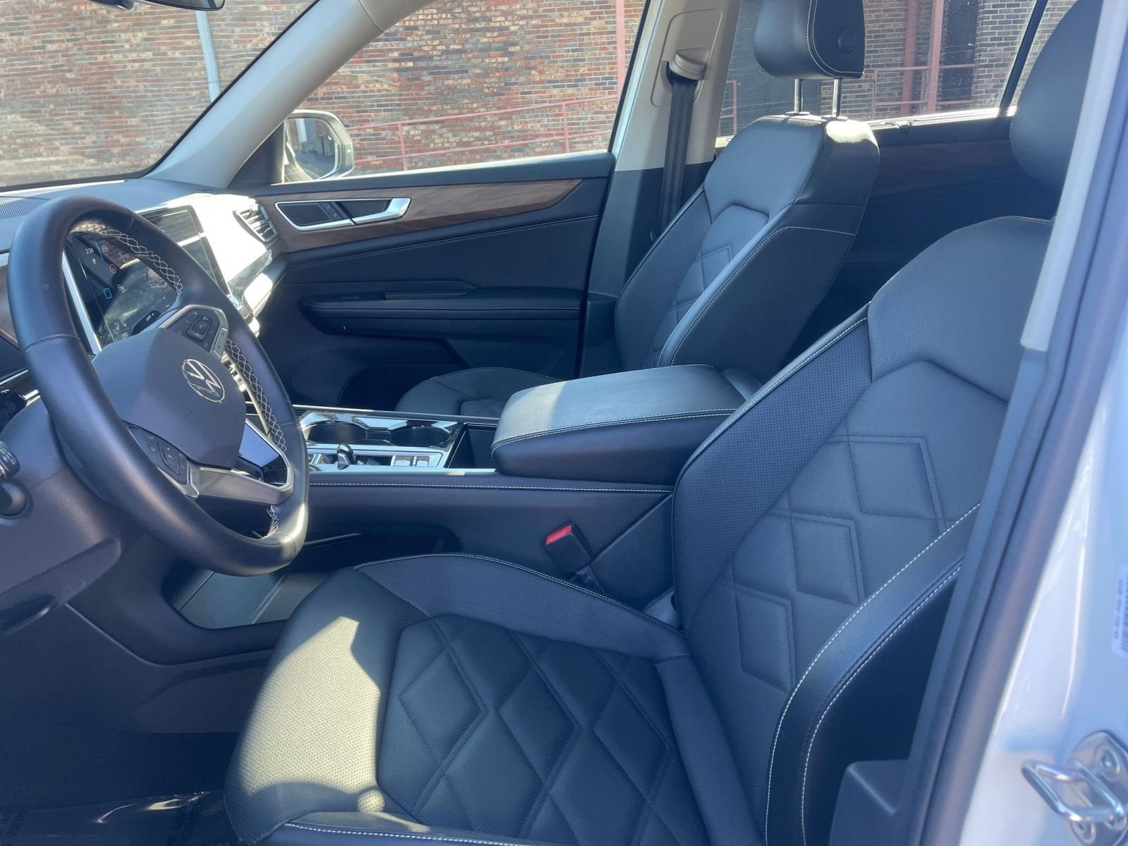 Thumbnail: 2025 Volkswagen Atlas - 27