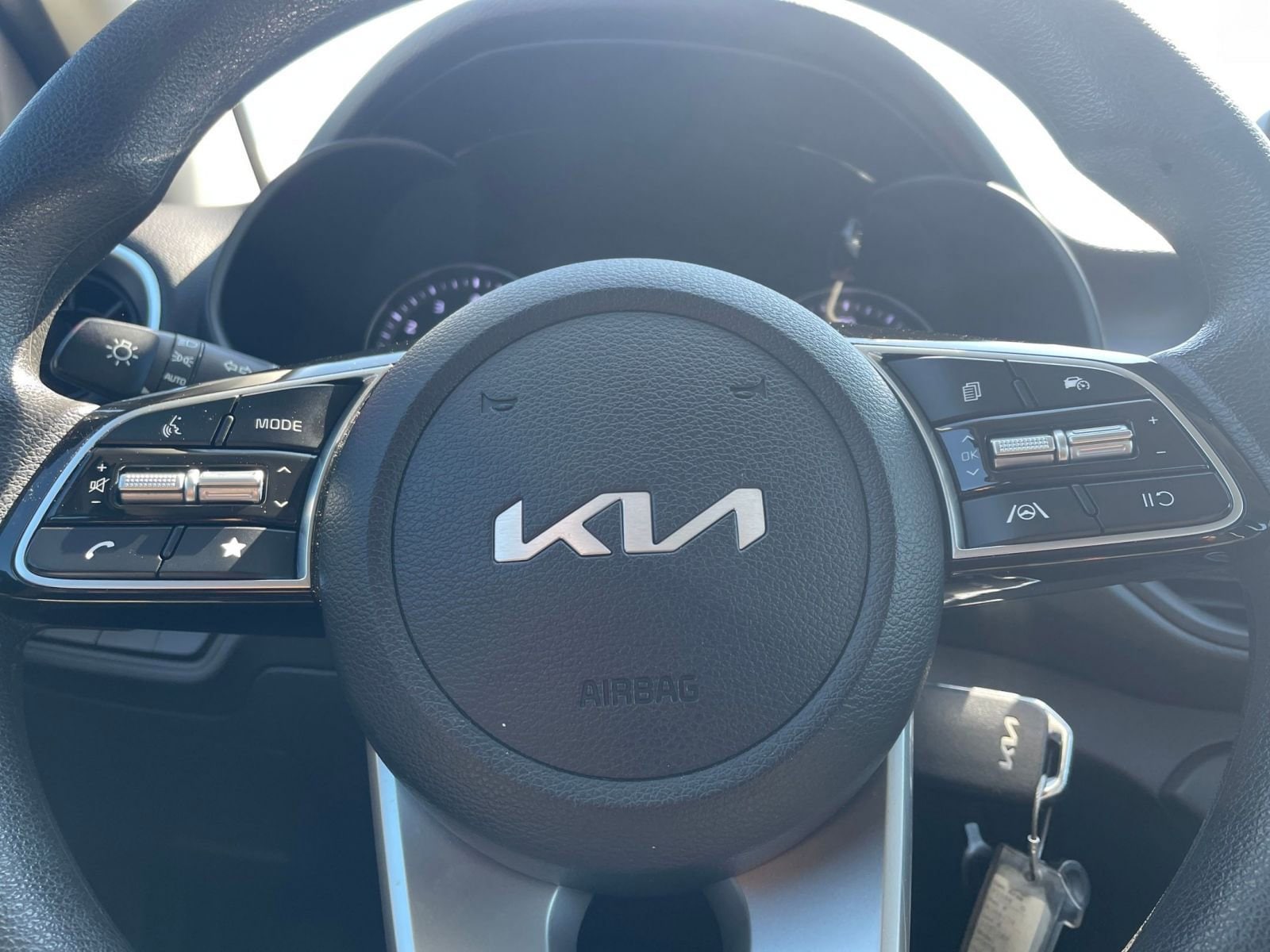 Thumbnail: 2024 Kia Forte - 27