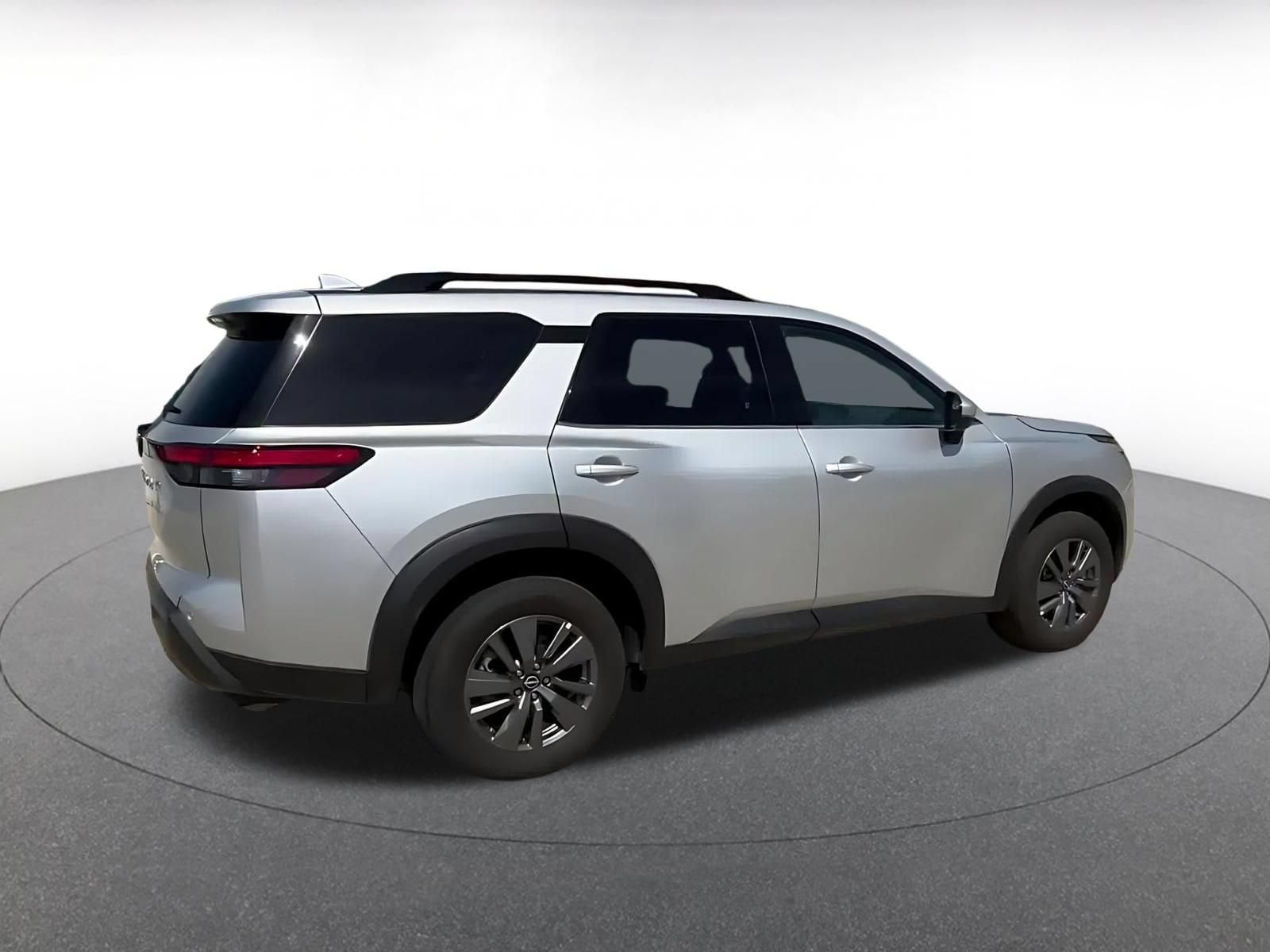 Thumbnail: 2025 Nissan Pathfinder - 12