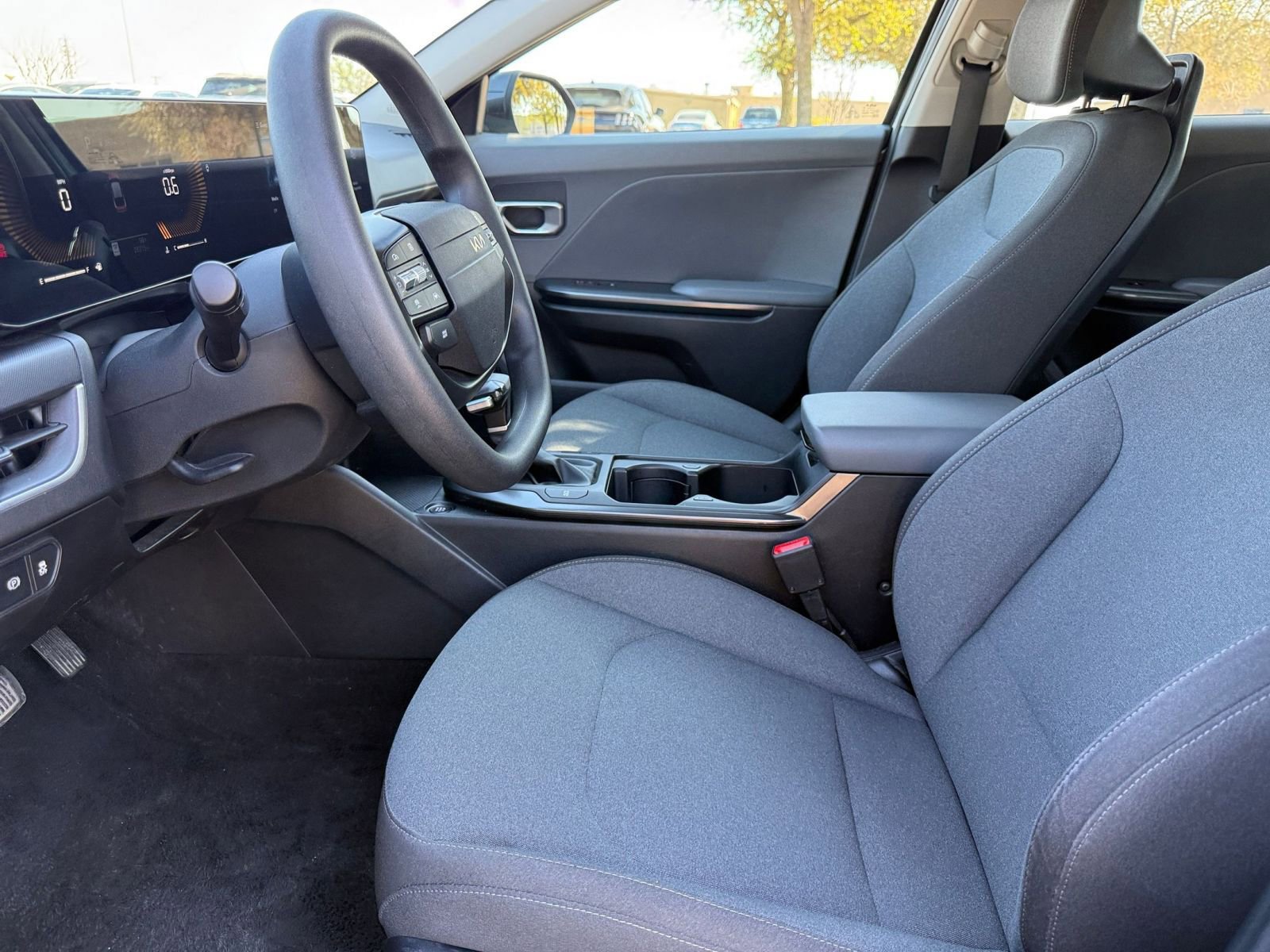 Thumbnail: 2025 Kia K4 - 28