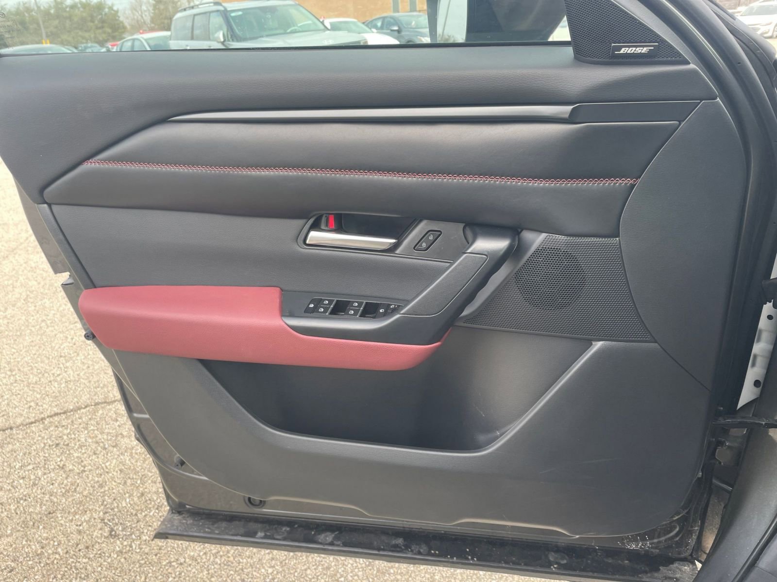 Thumbnail: 2025 Mazda CX-50 - 18