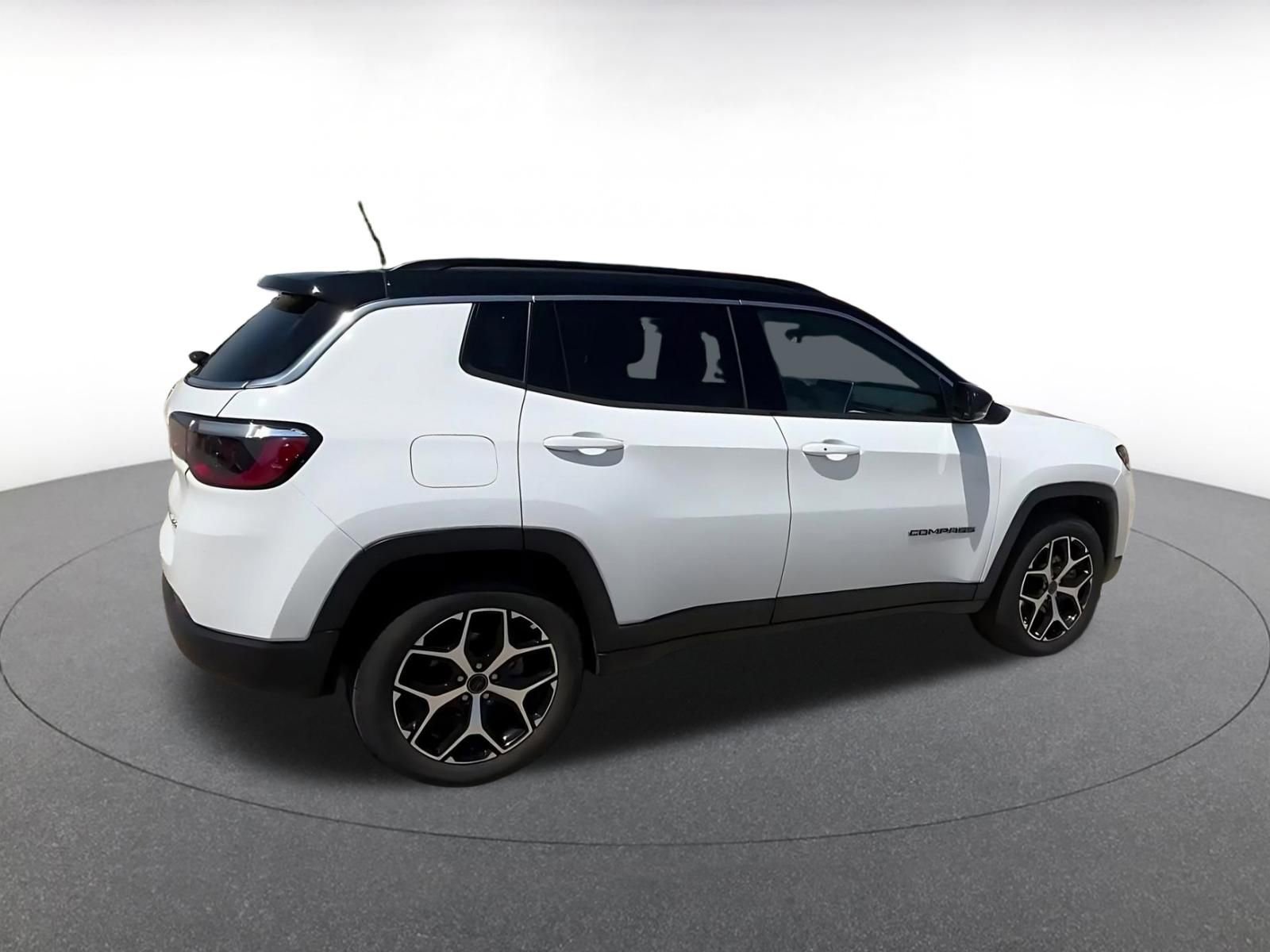 Thumbnail: 2025 Jeep Compass - 14