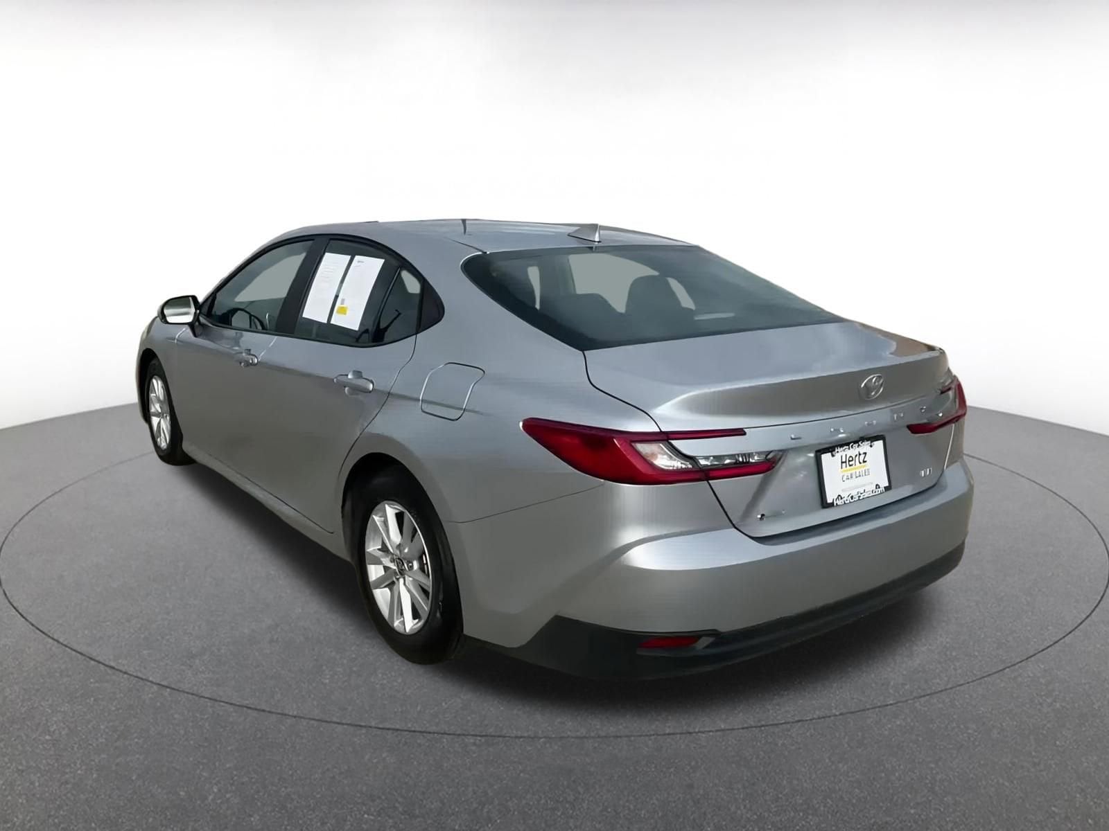 Thumbnail: 2025 Toyota Camry - 11