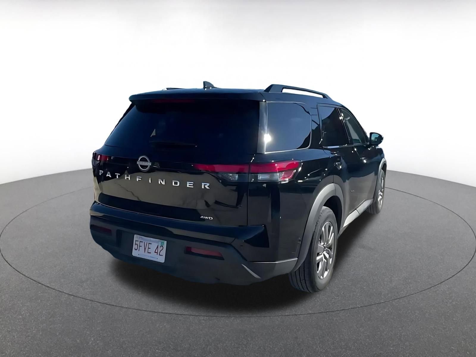 Thumbnail: 2025 Nissan Pathfinder - 12