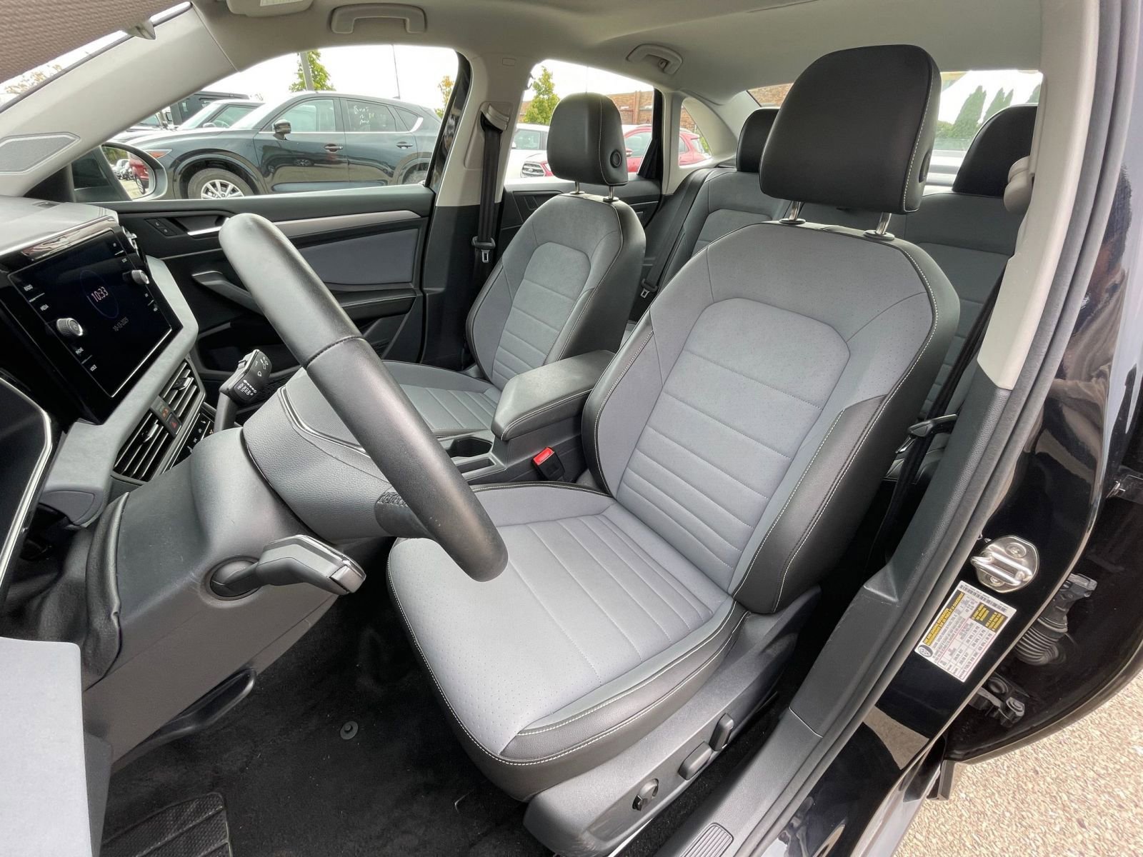 Thumbnail: 2025 Volkswagen Jetta - 35