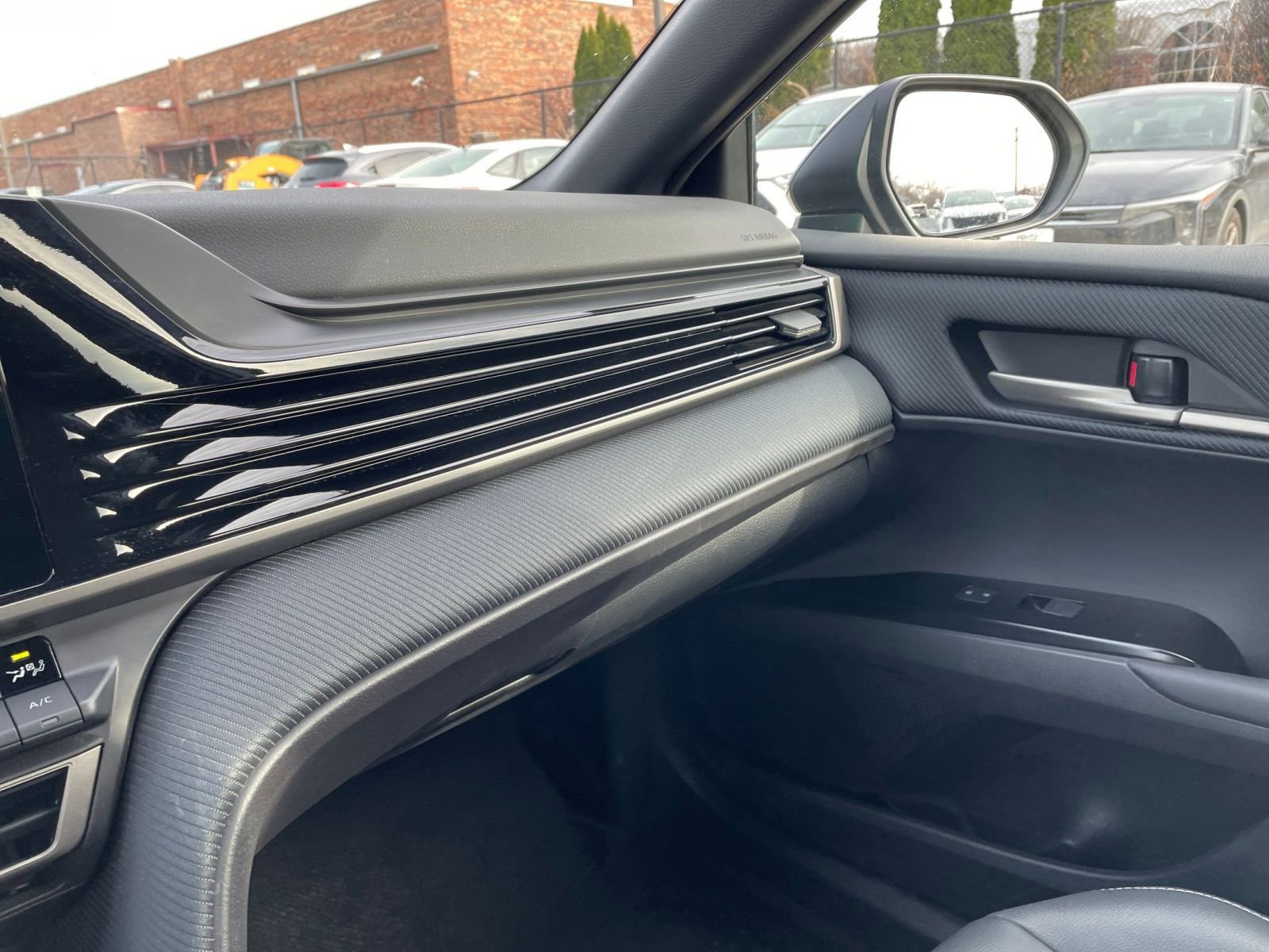 Thumbnail: 2025 Toyota Camry - 35