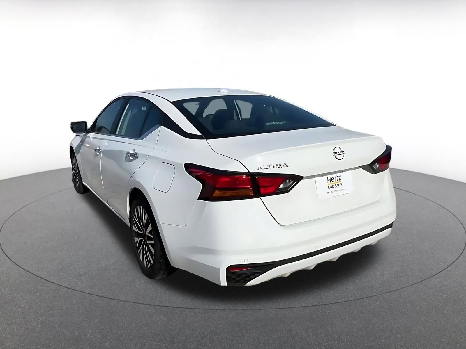 Thumbnail: 2025 Nissan Altima - 11