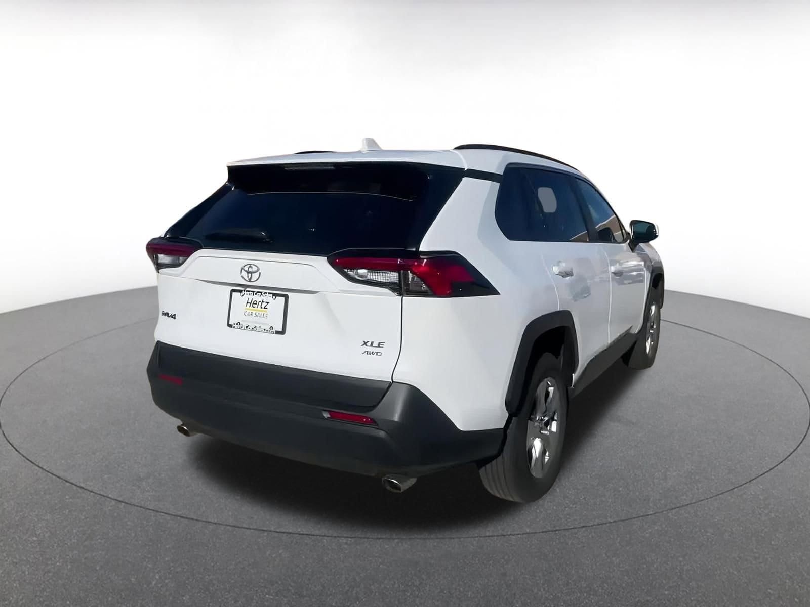 Thumbnail: 2025 Toyota RAV4 - 12