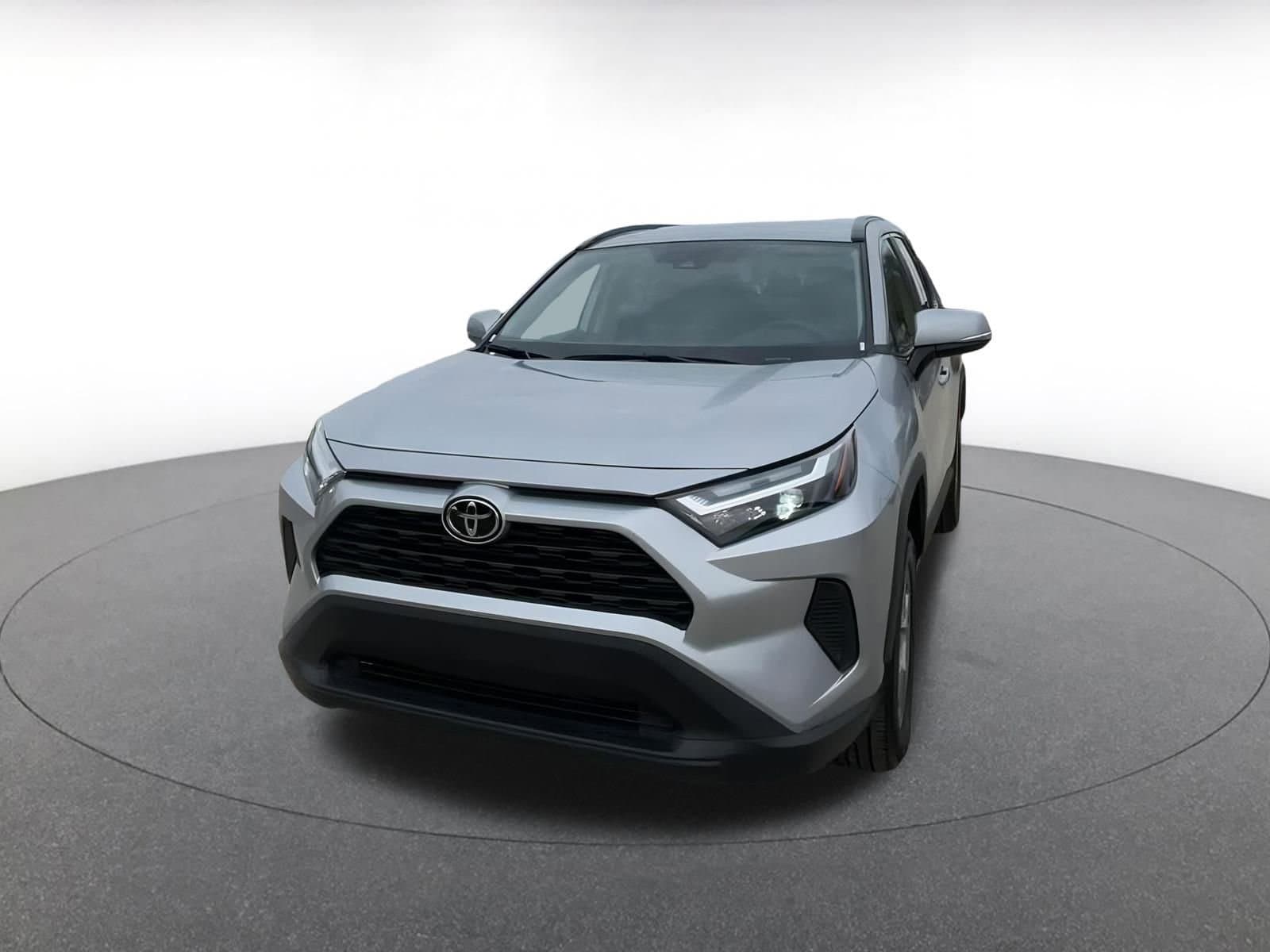 Thumbnail: 2025 Toyota RAV4 - 7