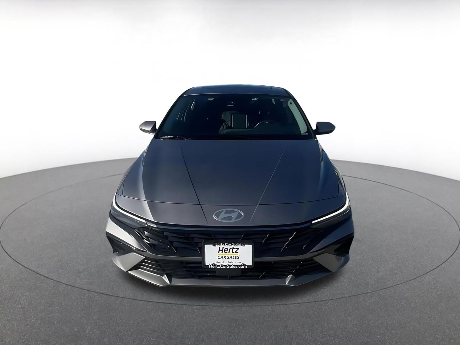 Thumbnail: 2025 Hyundai Elantra - 4