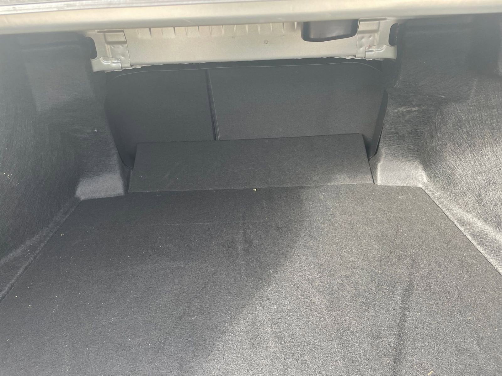 Thumbnail: 2025 Toyota Camry - 31