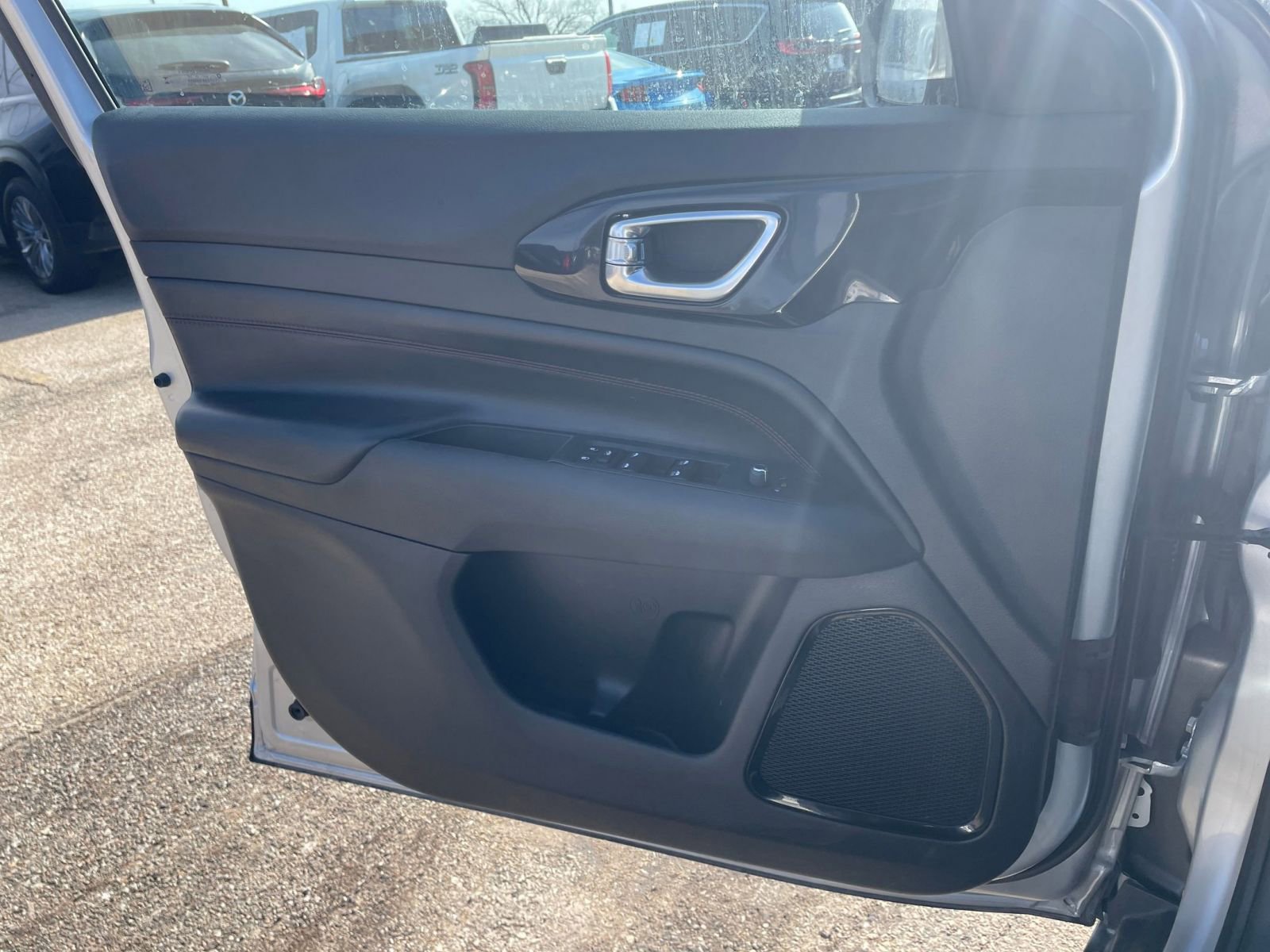 Thumbnail: 2025 Jeep Compass - 18