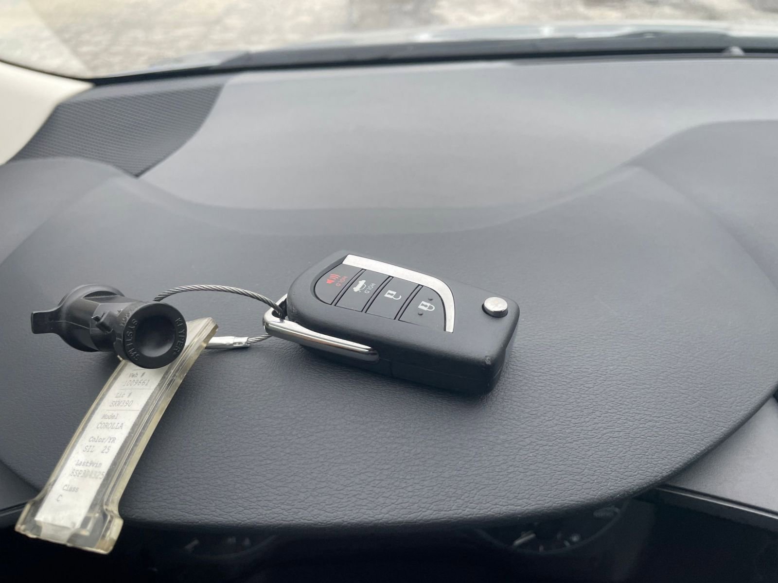 Thumbnail: 2025 Toyota Corolla - 21