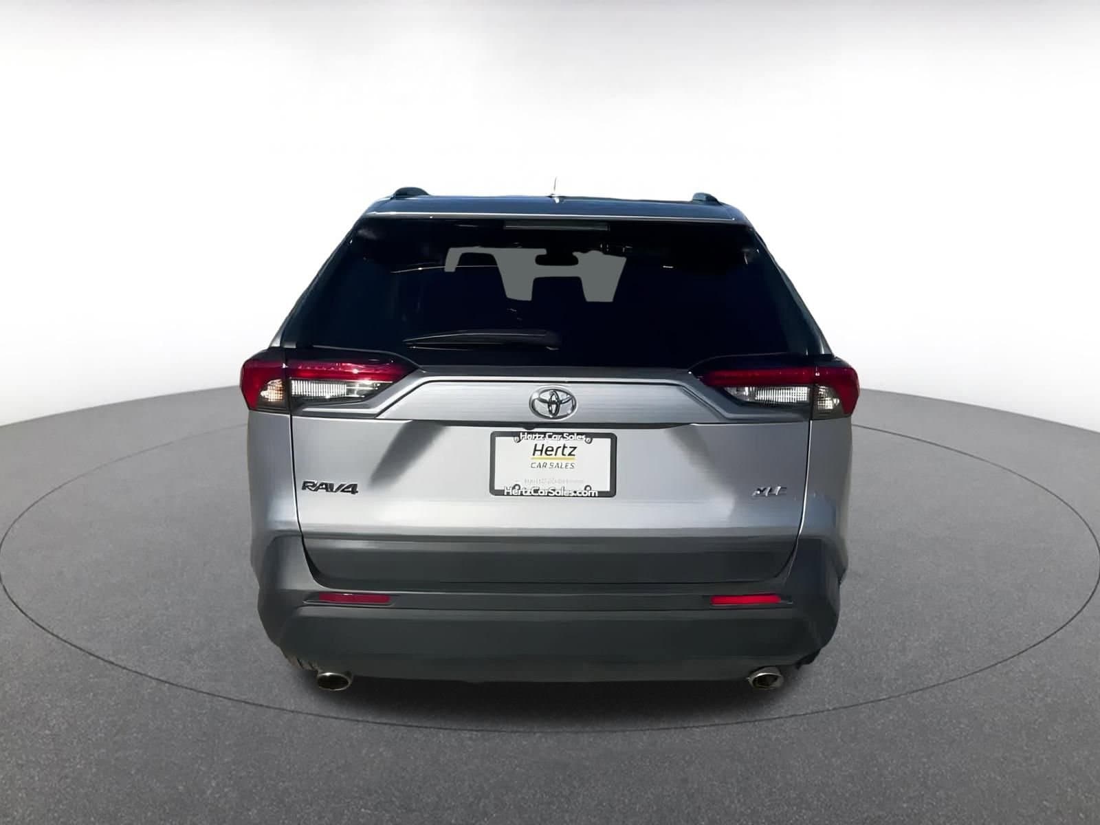 Thumbnail: 2025 Toyota RAV4 - 12