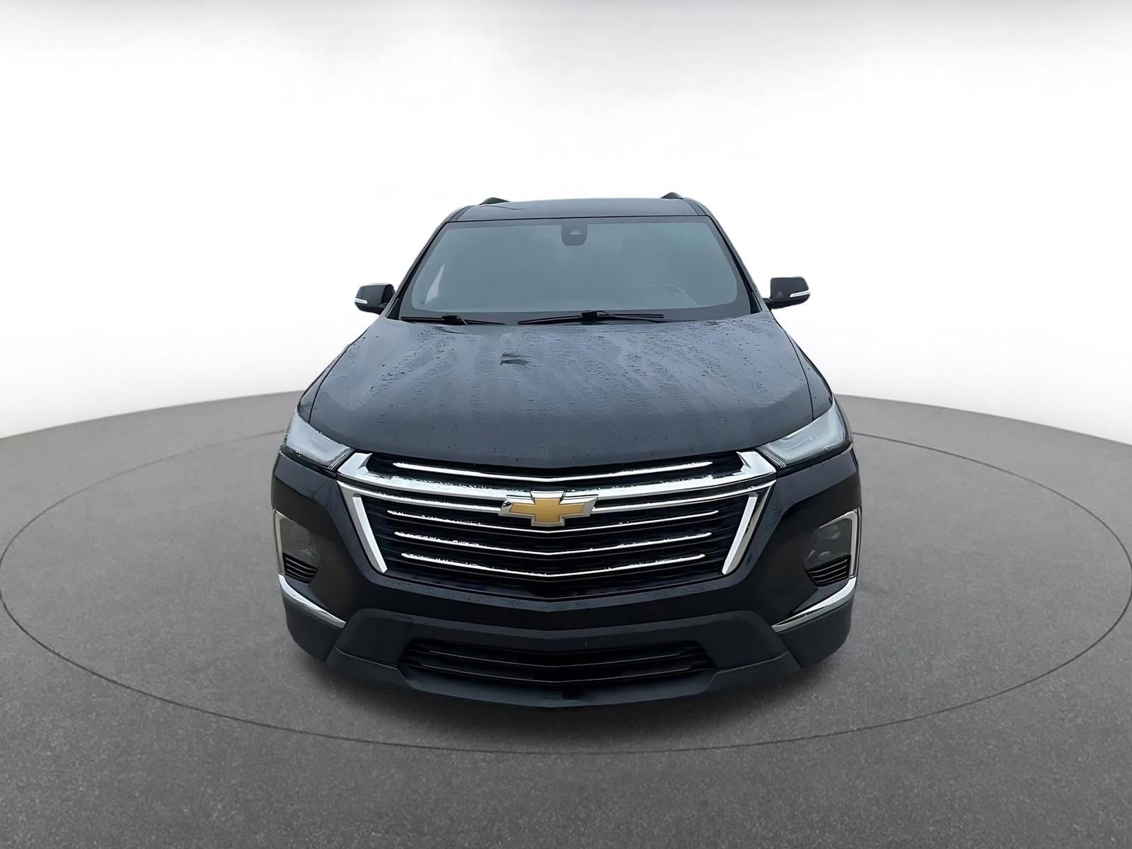 Thumbnail: 2023 Chevrolet Traverse - 4