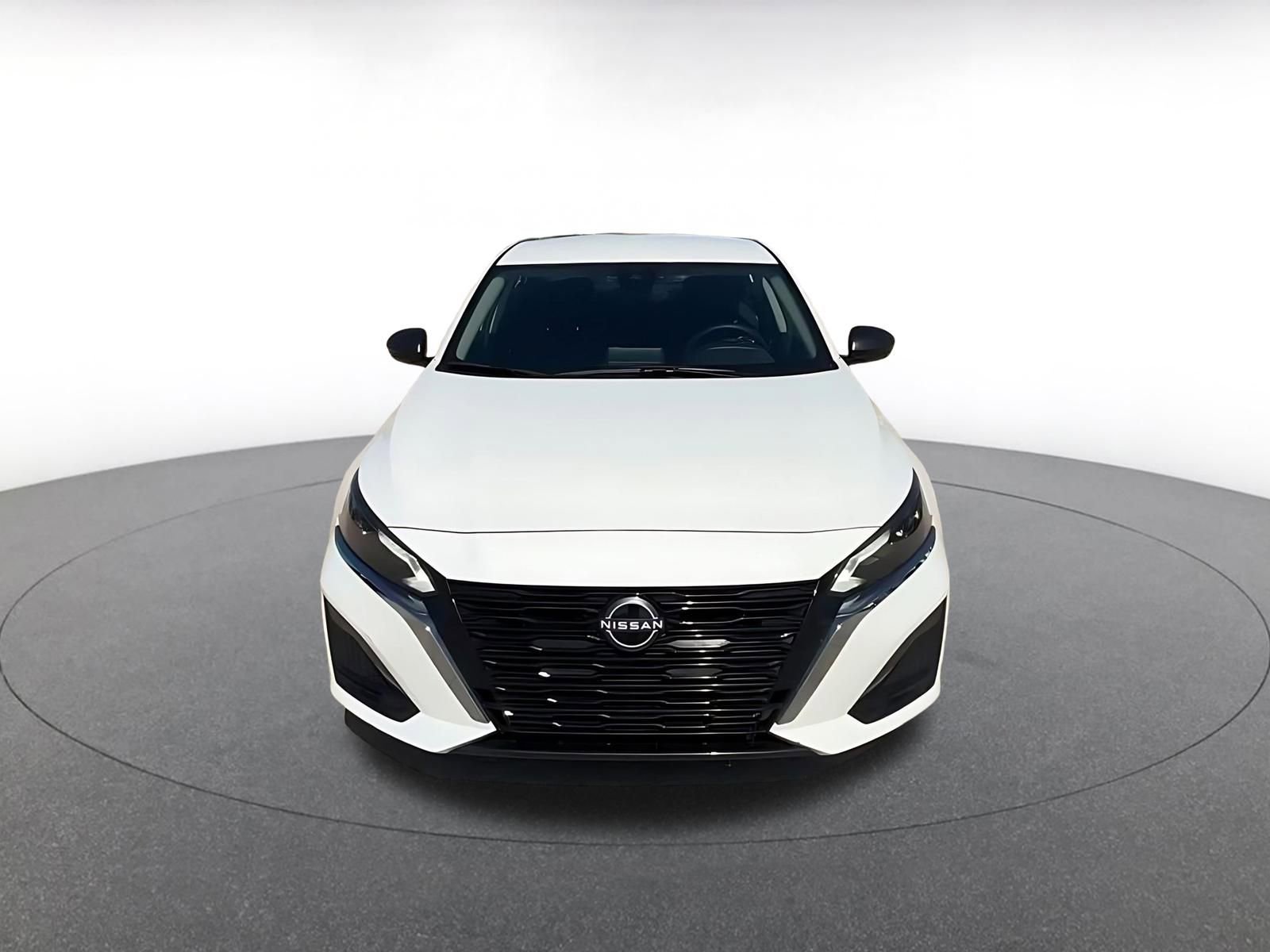 Thumbnail: 2025 Nissan Altima - 4