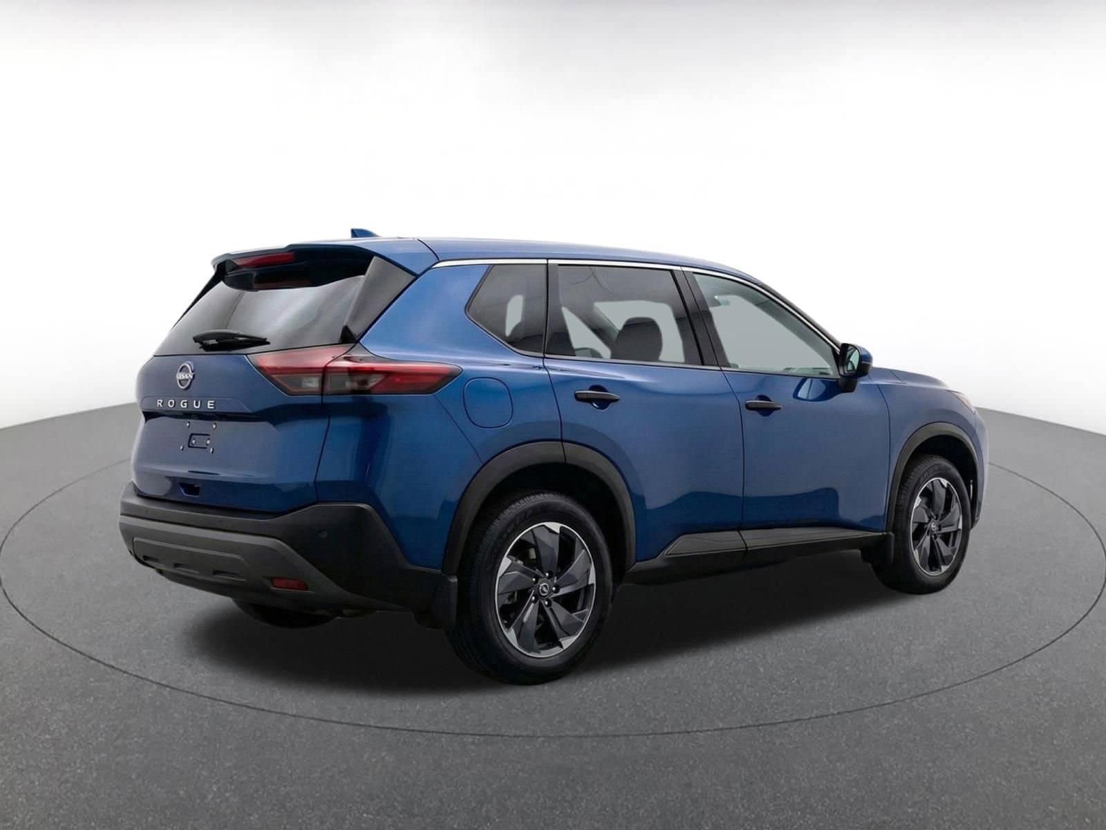 Thumbnail: 2025 Nissan Rogue - 9