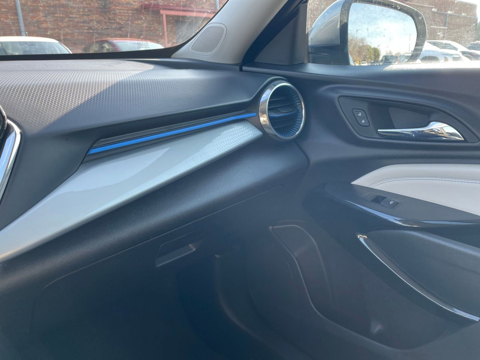 Thumbnail: 2025 Chevrolet Trax - 34