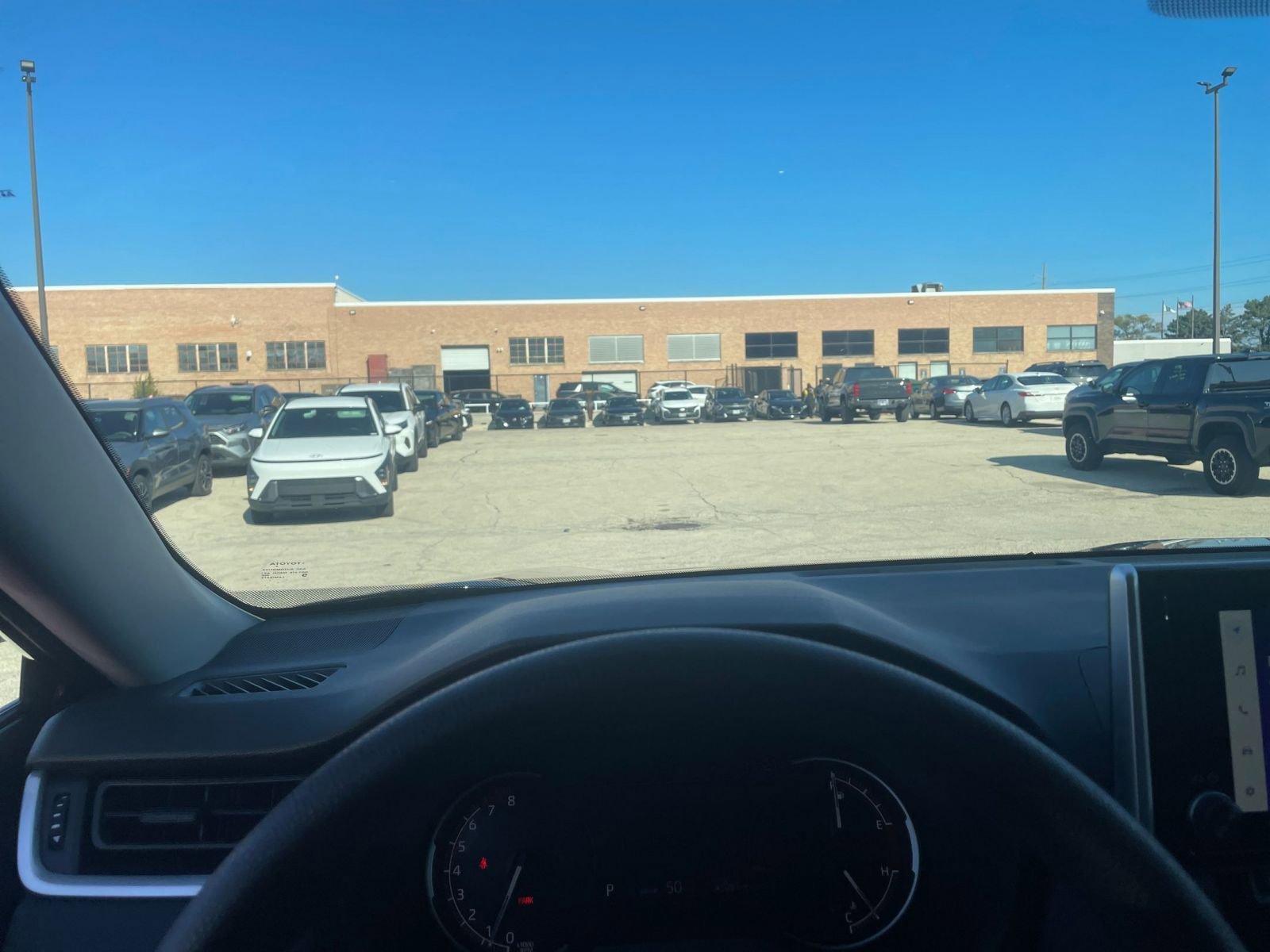 Thumbnail: 2025 Toyota RAV4 - 34