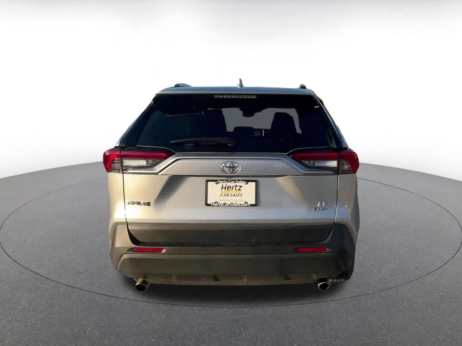 Thumbnail: 2025 Toyota RAV4 - 11