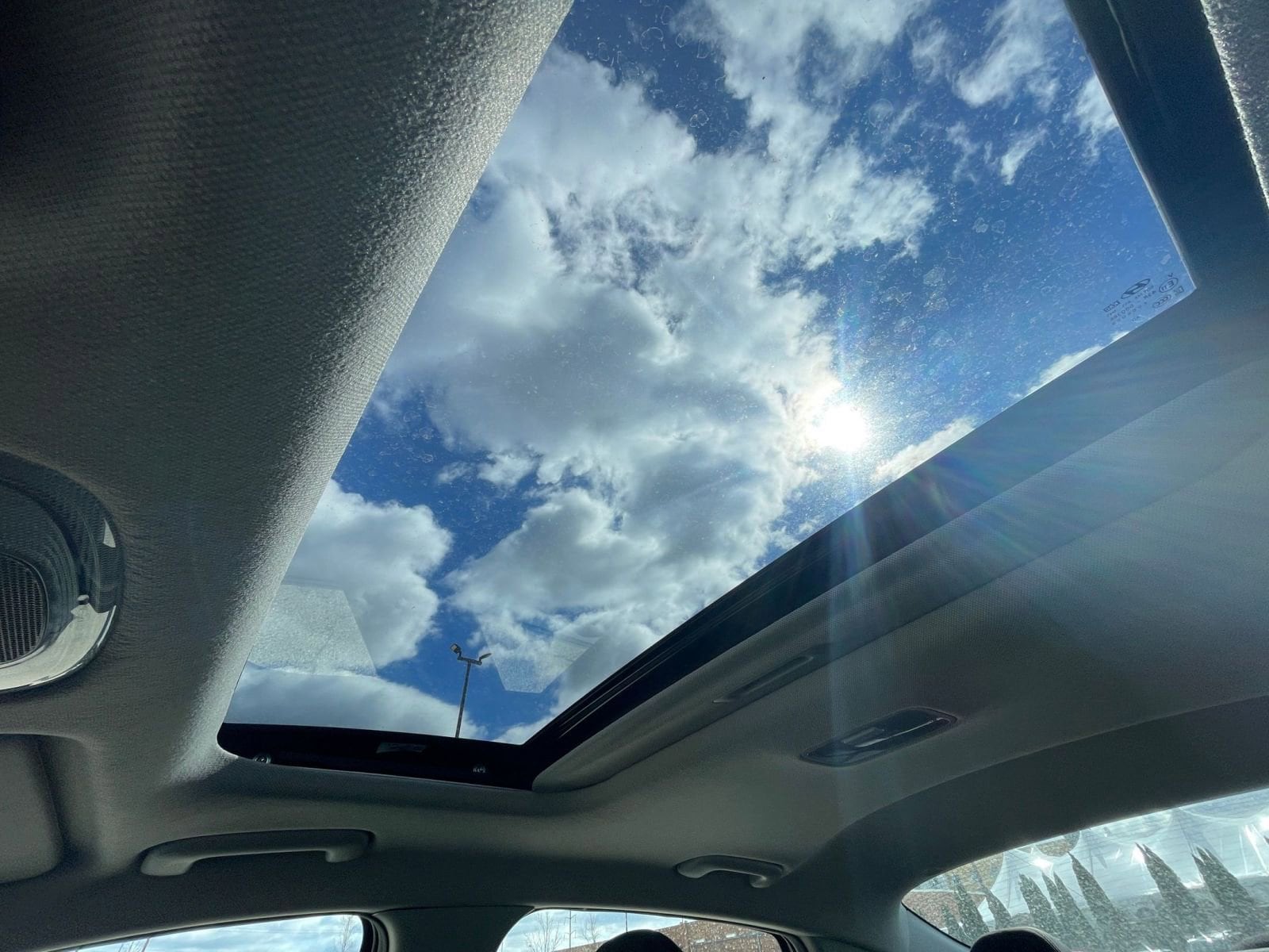 Thumbnail: 2025 Hyundai Elantra - 30