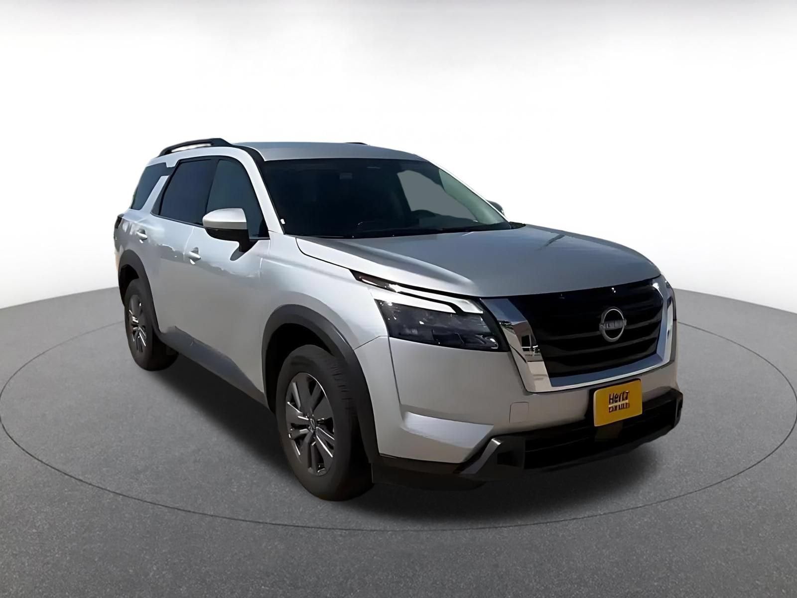 Thumbnail: 2025 Nissan Pathfinder - 3