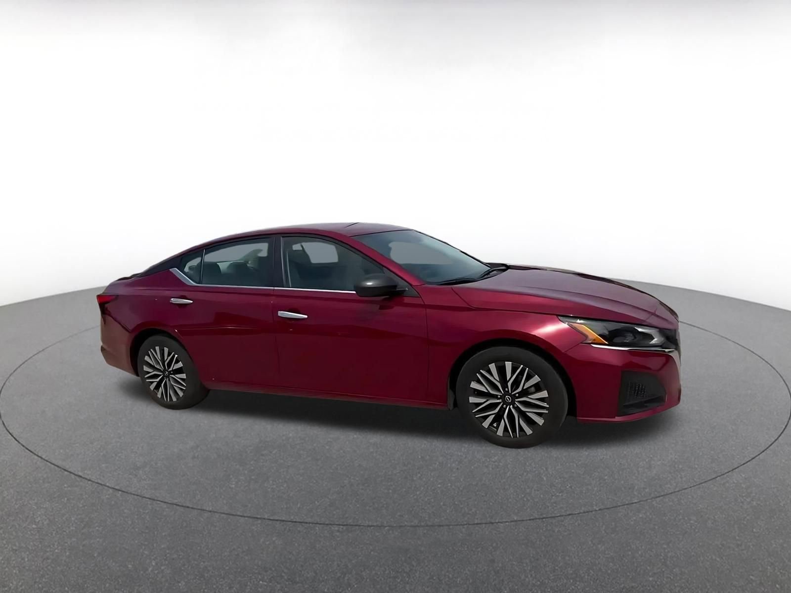 Thumbnail: 2025 Nissan Altima - 2