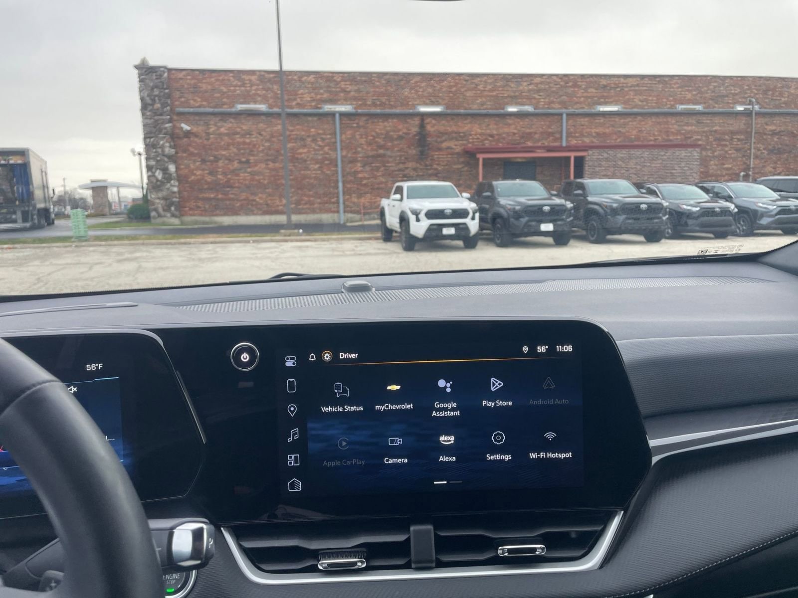 Thumbnail: 2025 Chevrolet Equinox - 18