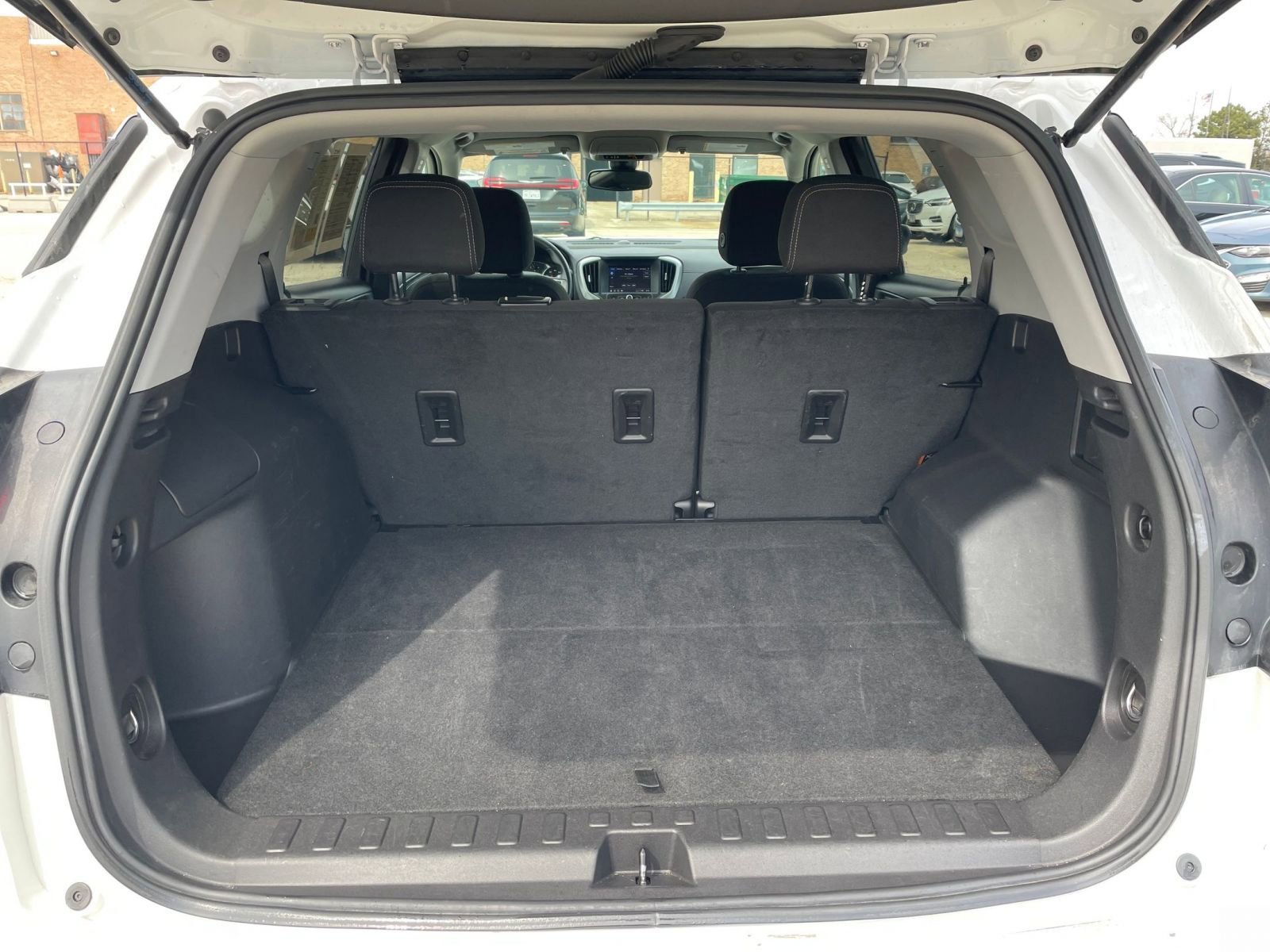 Thumbnail: 2024 GMC Terrain - 29