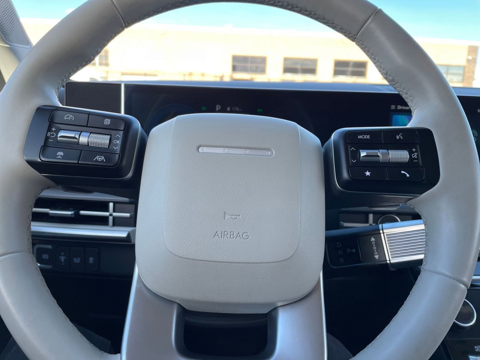 Thumbnail: 2025 Hyundai Santa Fe - 28