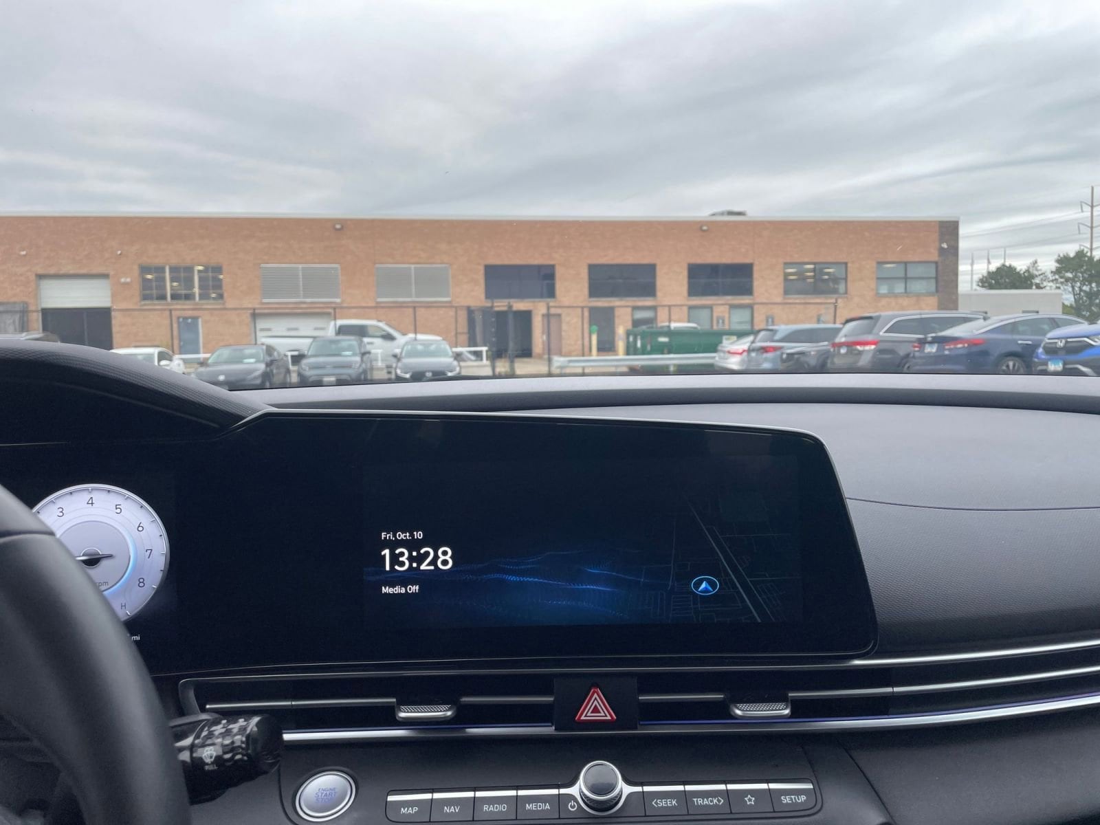 Thumbnail: 2025 Hyundai Elantra - 18