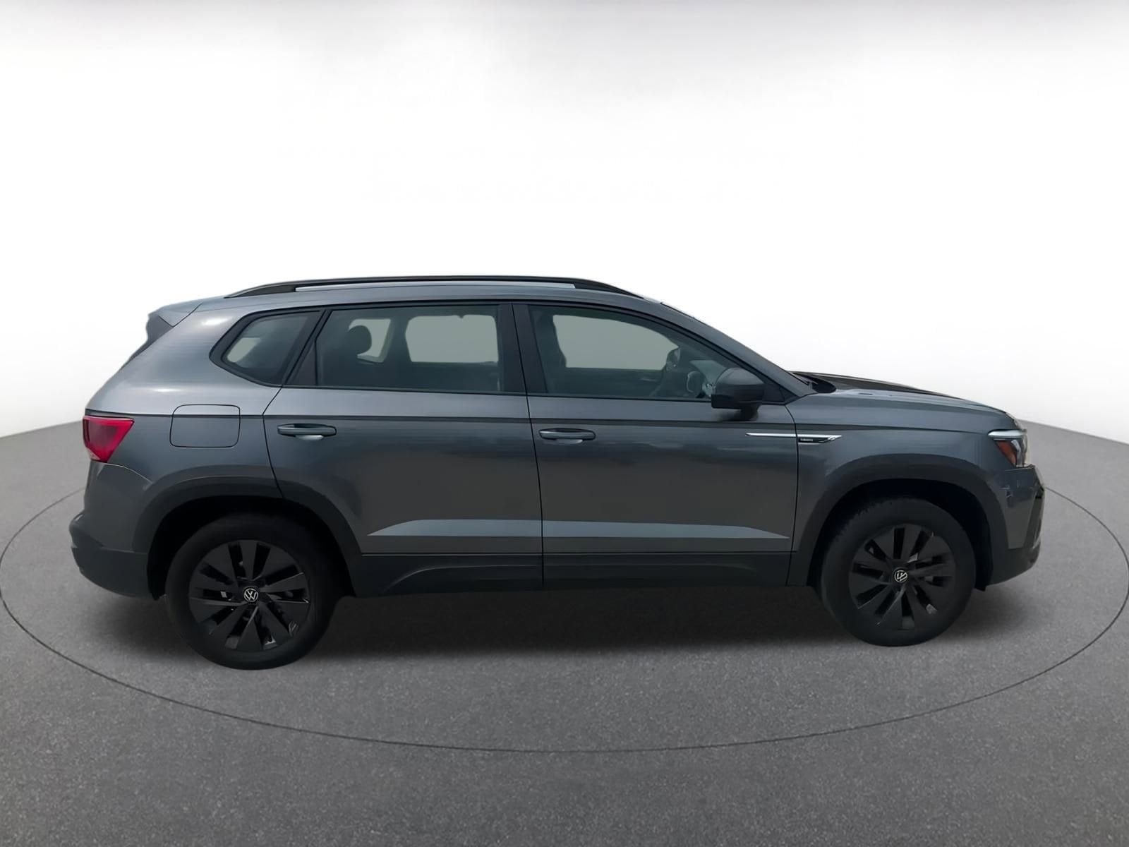 Thumbnail: 2024 Volkswagen Taos - 16