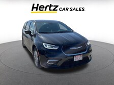 2024 Chrysler Pacifica Touring L -
                  Des Plaines, IL