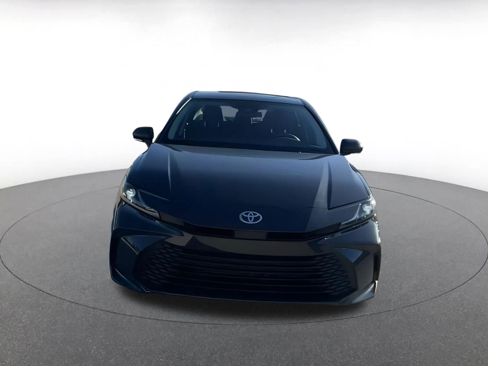 Thumbnail: 2025 Toyota Camry - 16