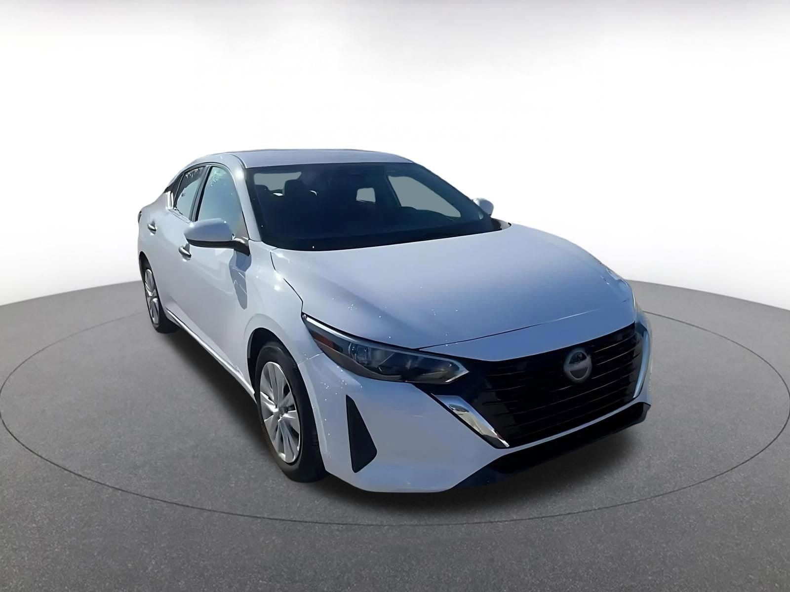 Thumbnail: 2025 Nissan Sentra - 3