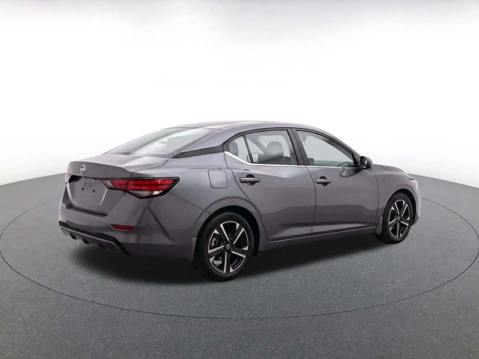 Thumbnail: 2025 Nissan Sentra - 9