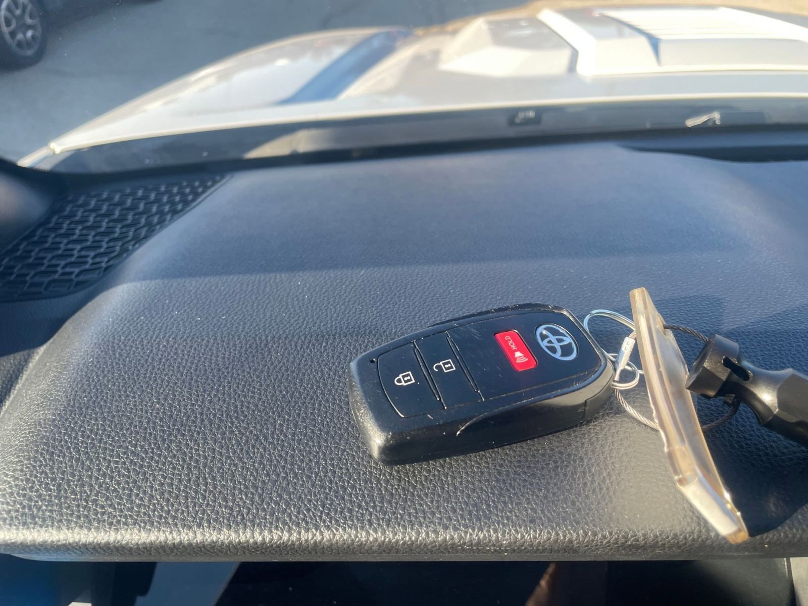 Thumbnail: 2024 Toyota Tacoma - 21