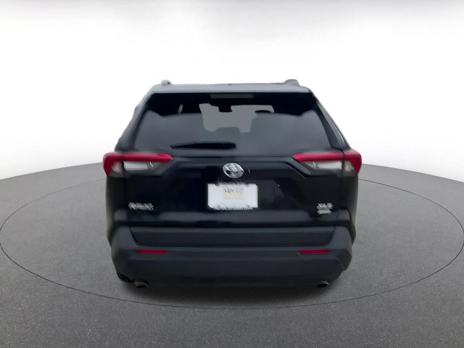 Thumbnail: 2025 Toyota RAV4 - 12