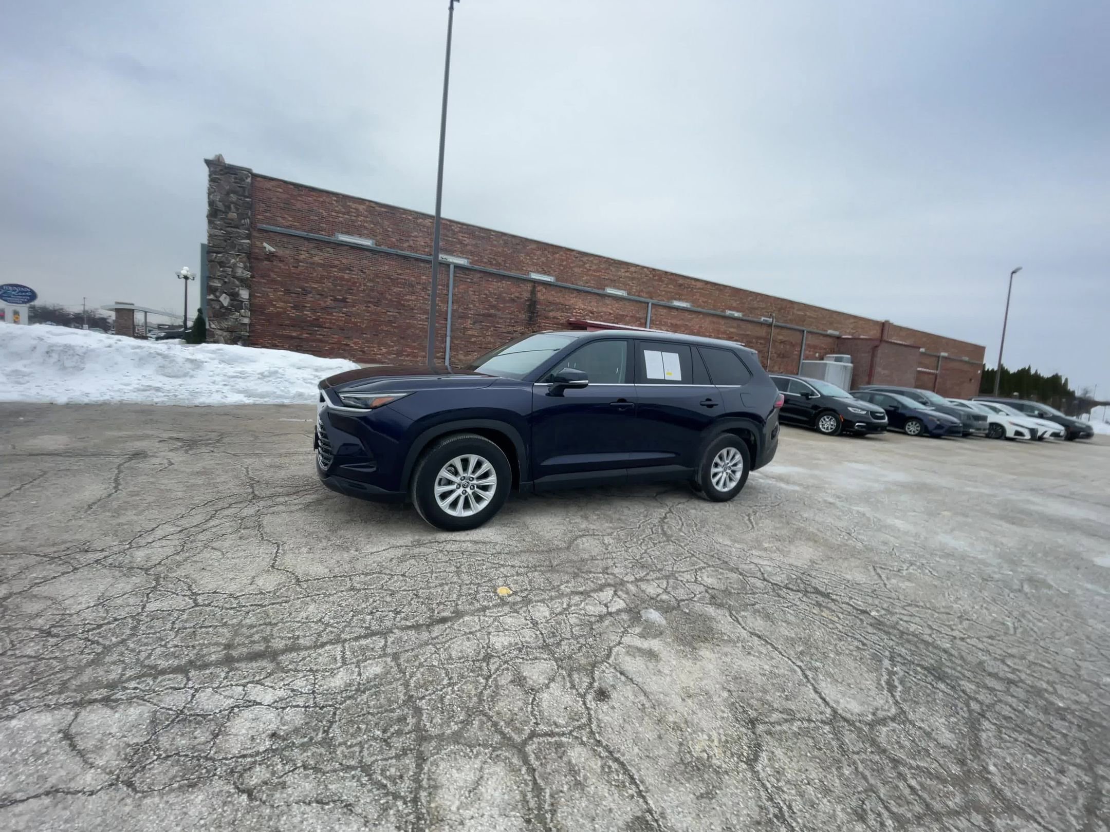 Thumbnail: 2025 Toyota Grand Highlander - 11