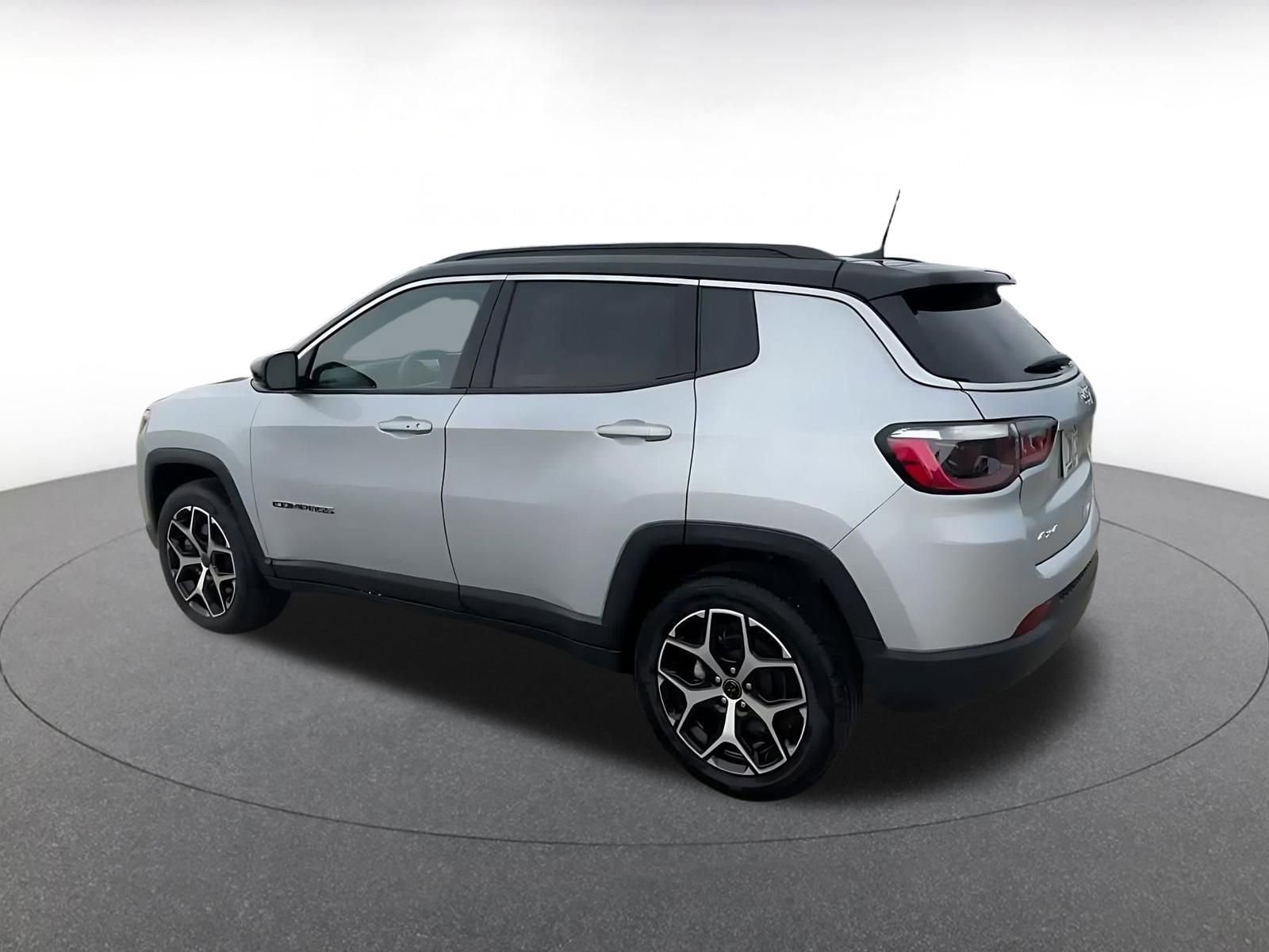 Thumbnail: 2025 Jeep Compass - 10