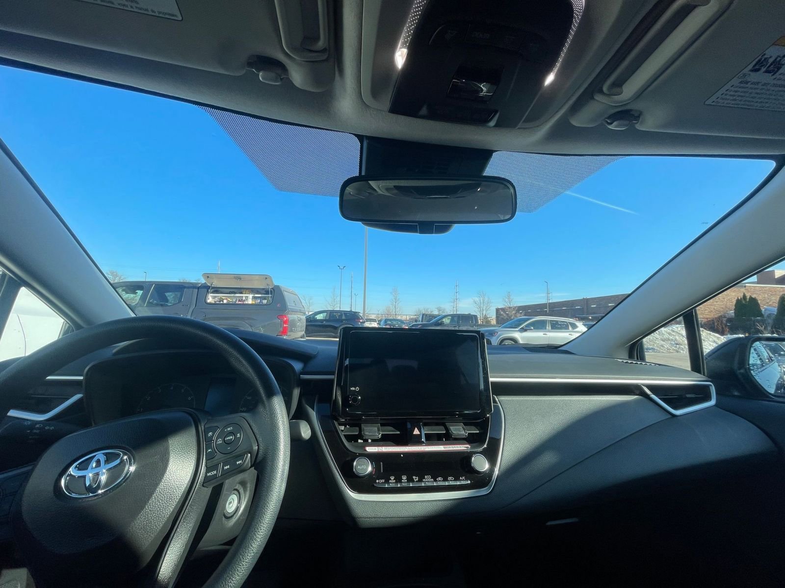 Thumbnail: 2025 Toyota Corolla - 33