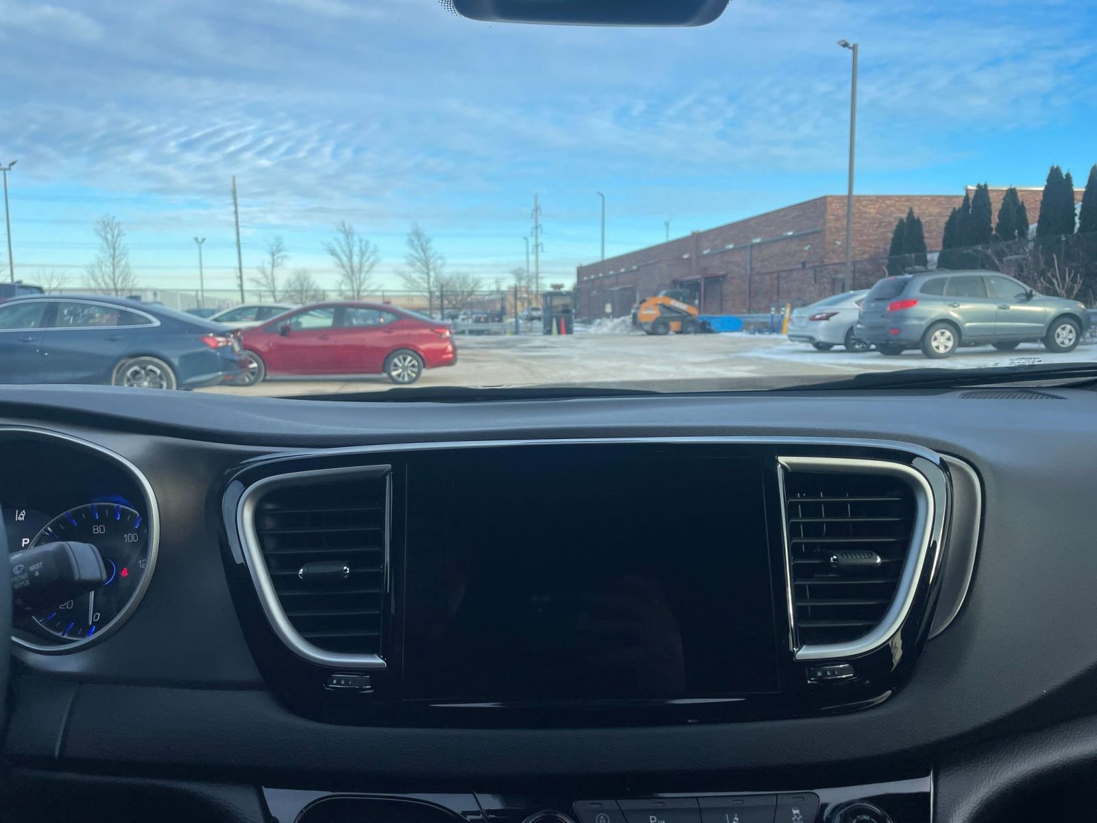 Thumbnail: 2025 Chrysler Pacifica - 18