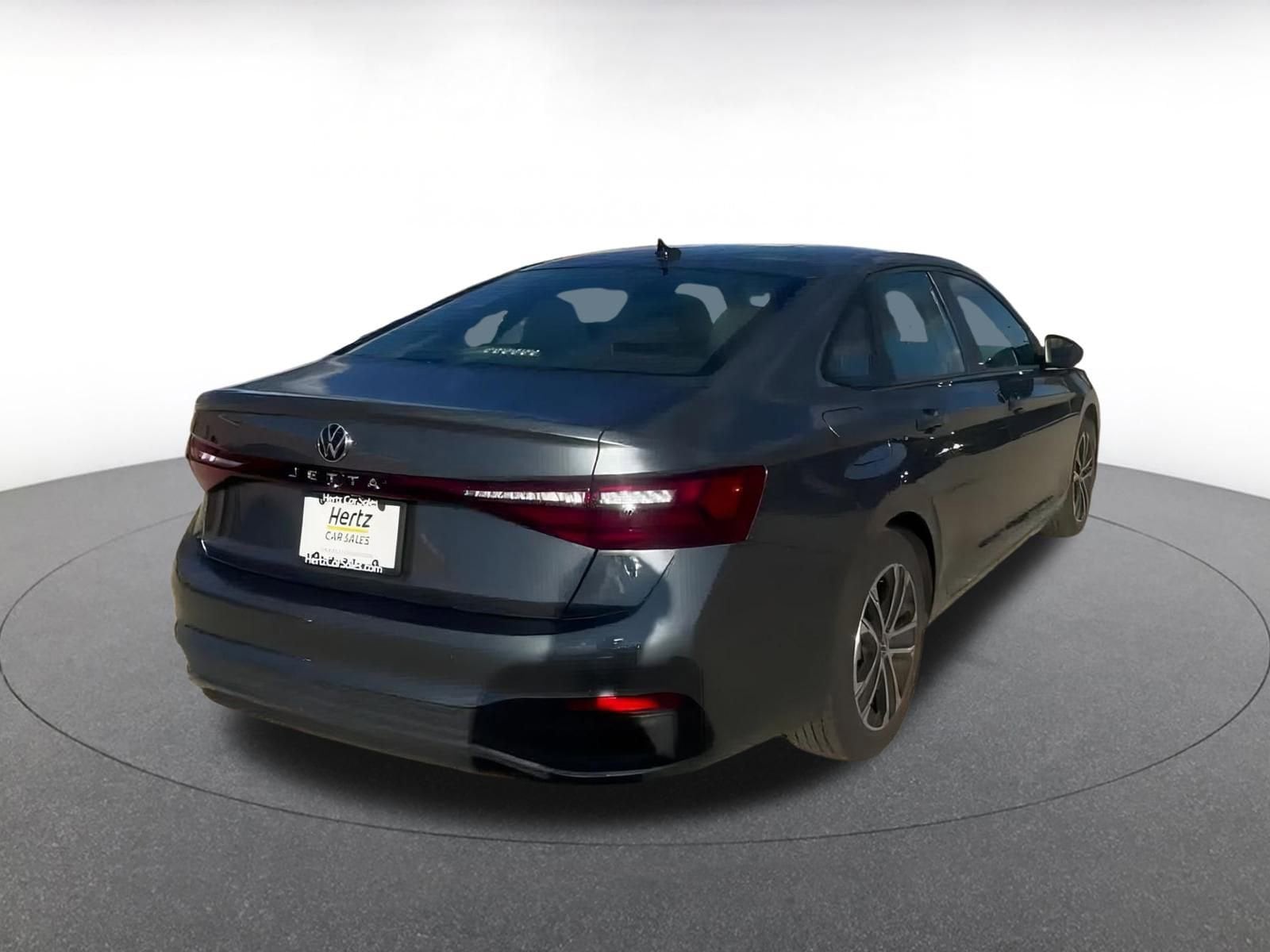 Thumbnail: 2025 Volkswagen Jetta - 12