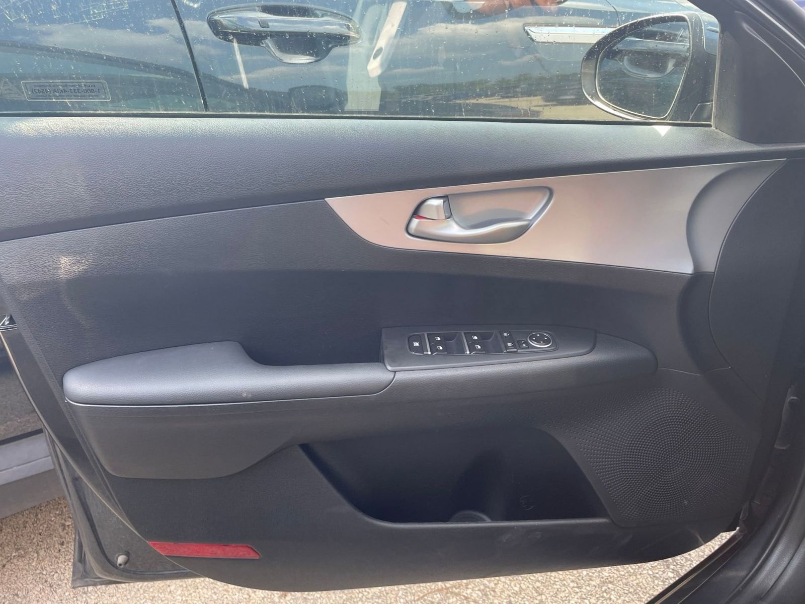 Thumbnail: 2024 Kia Forte - 20