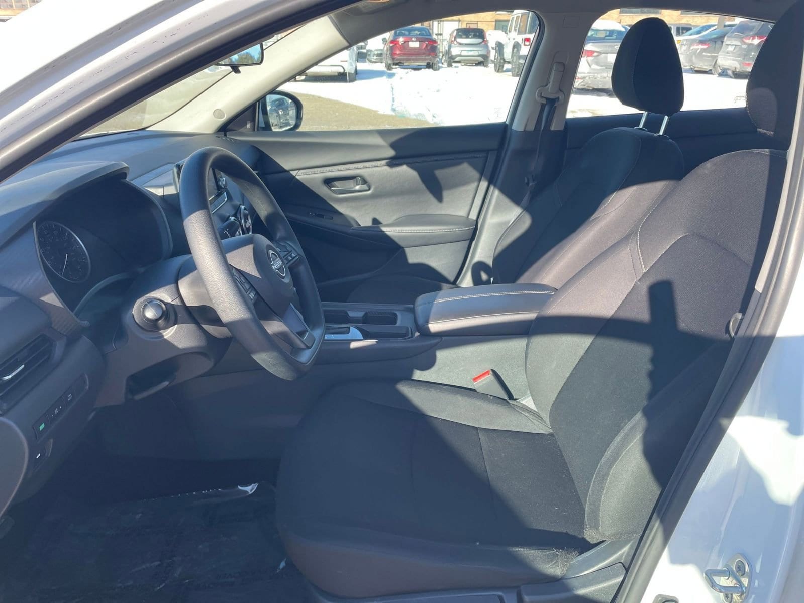 Thumbnail: 2025 Nissan Sentra - 25